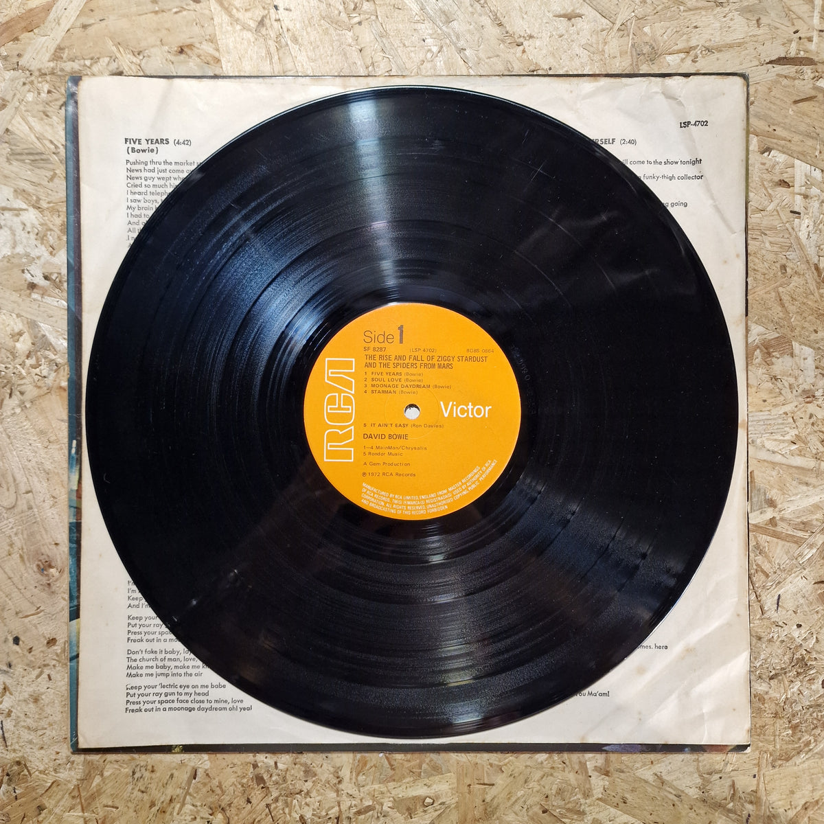 David Bowie – The Rise And Fall Of Ziggy Stardust And The Spiders From Mars