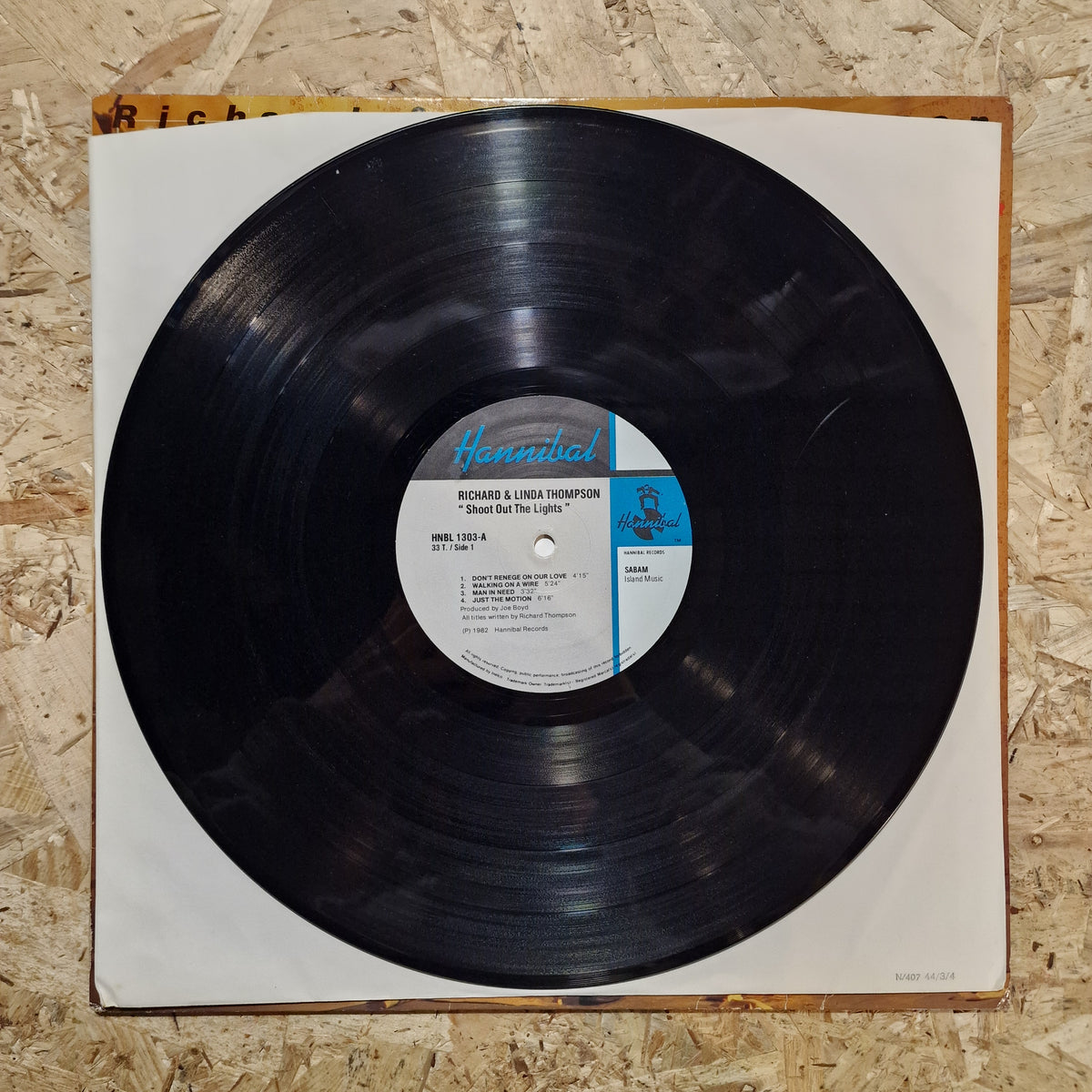 Richard & Linda Thompson – Shoot Out The Lights