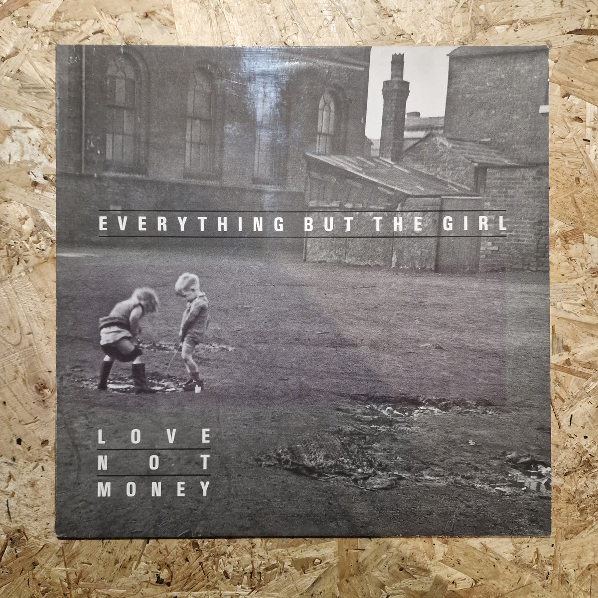 Everything But The Girl – Love Not Money