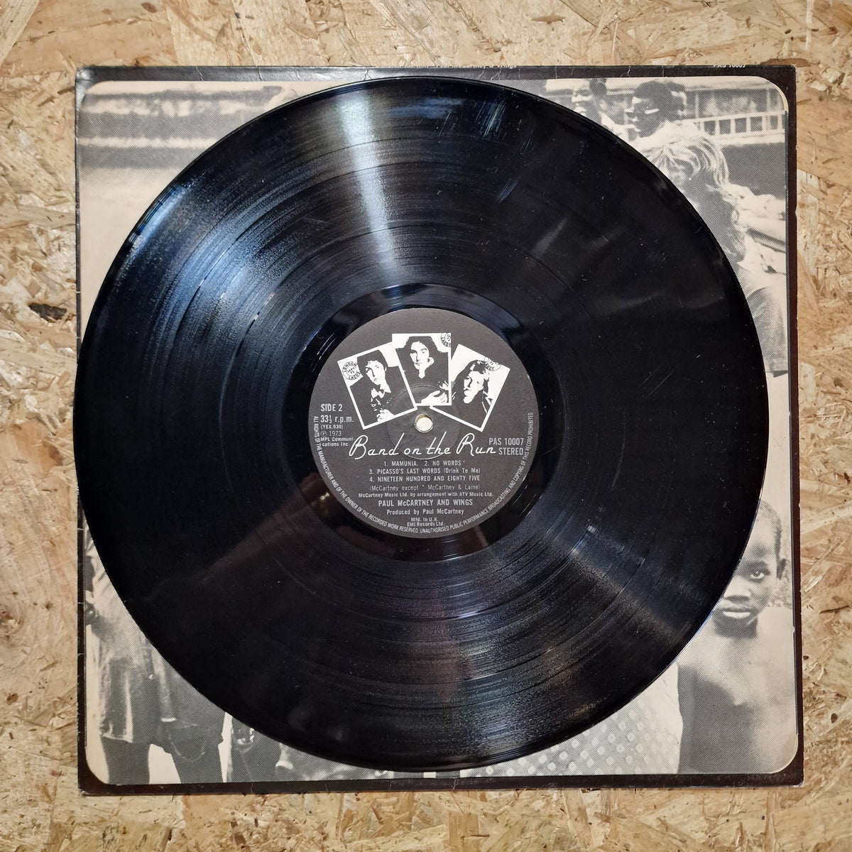 Paul McCartney & Wings – Band On The Run