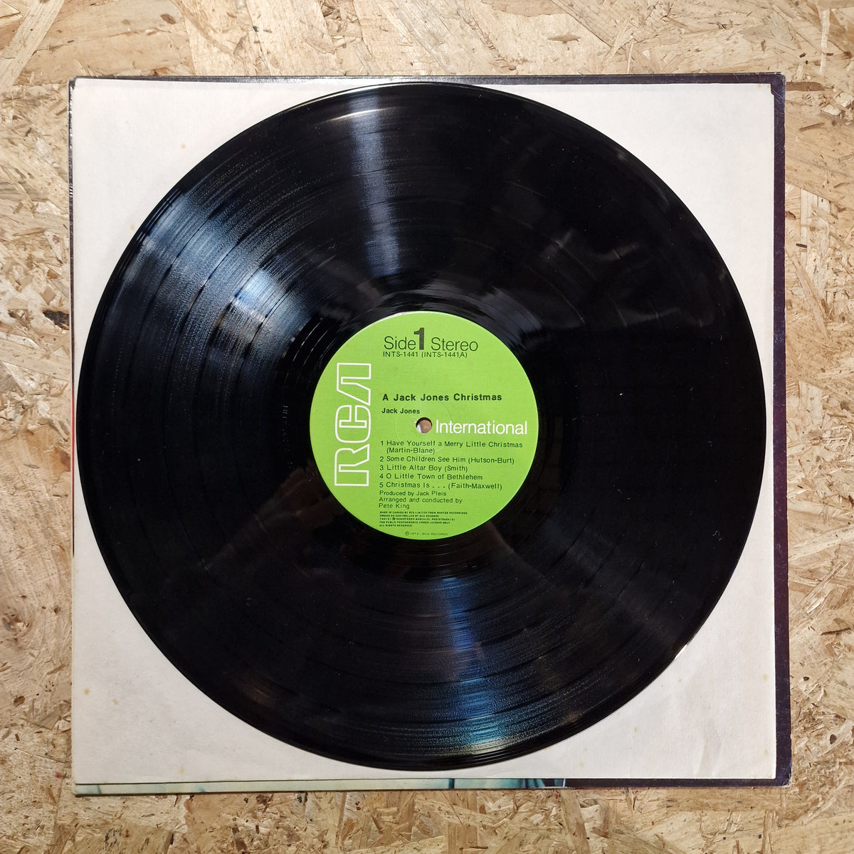 Jack Jones – A Jack Jones Christmas
