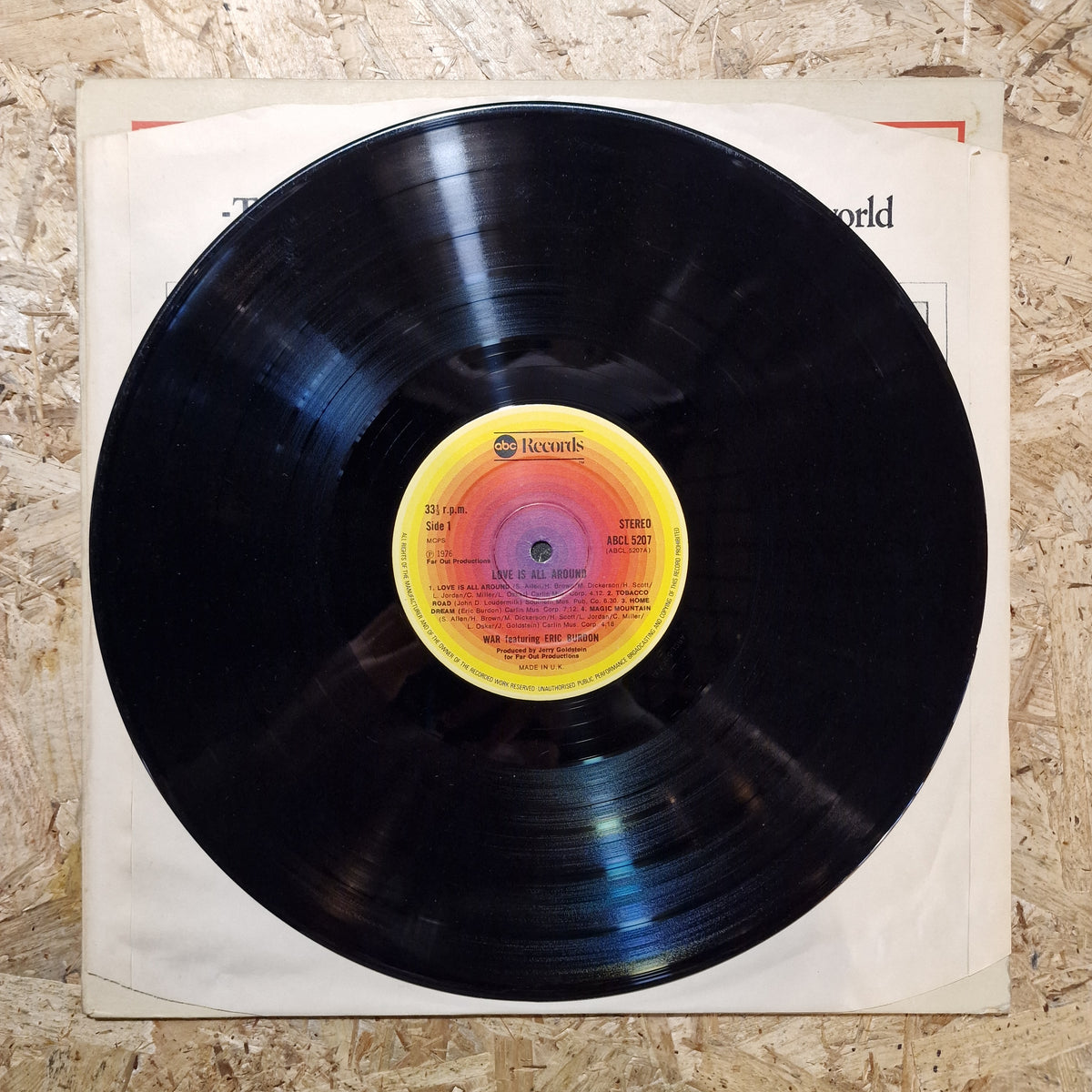 War Featuring Eric Burdon – Love Is All Around