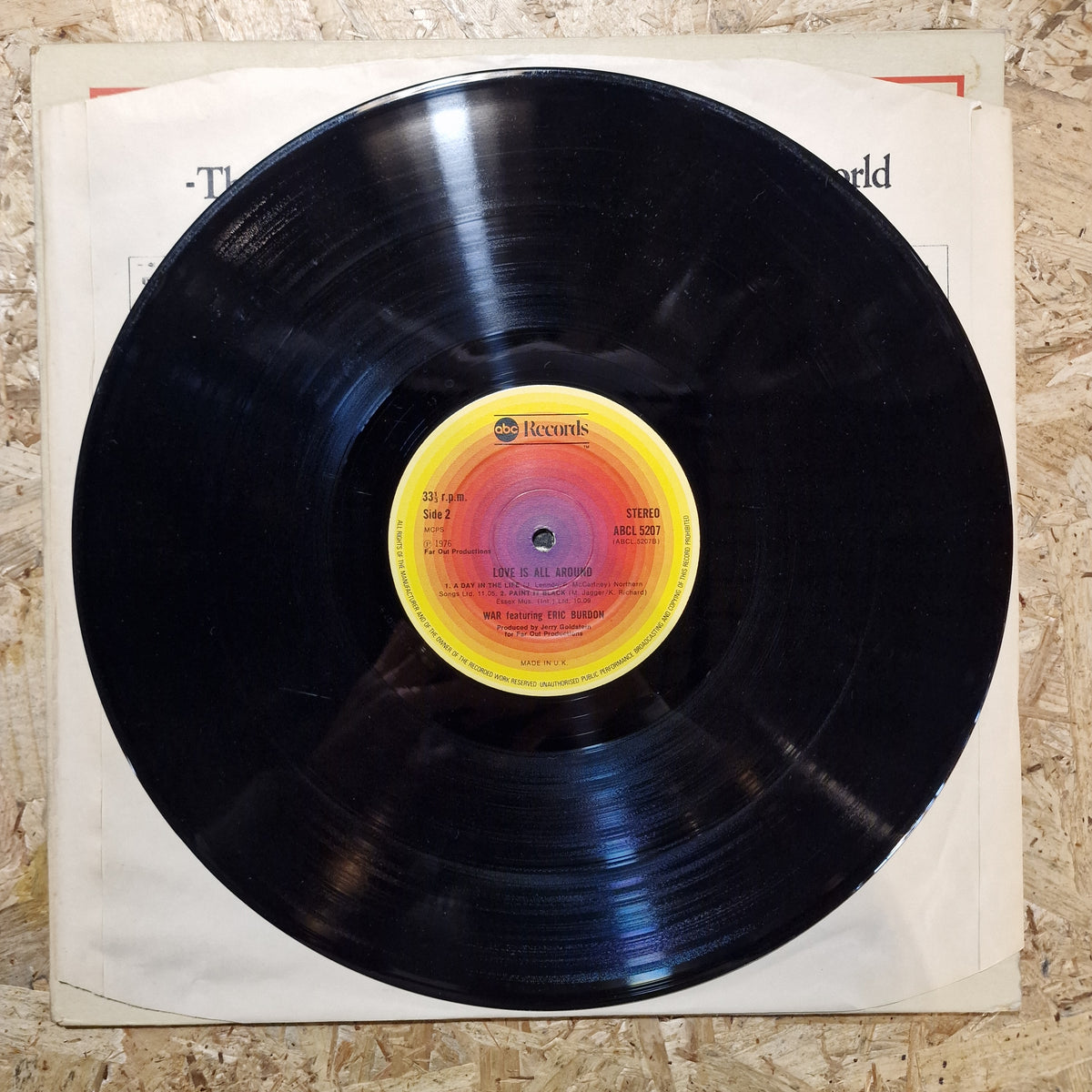 War Featuring Eric Burdon – Love Is All Around