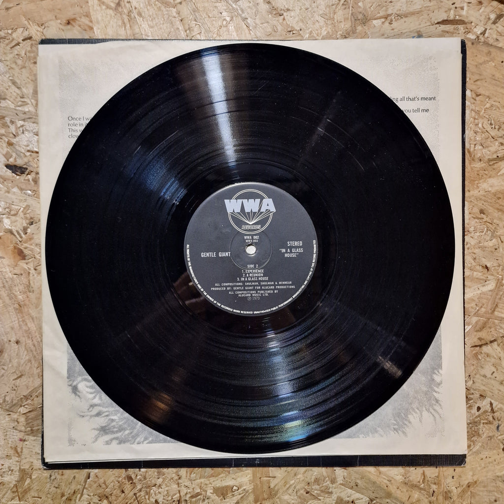 Gentle Giant – In A Glass House