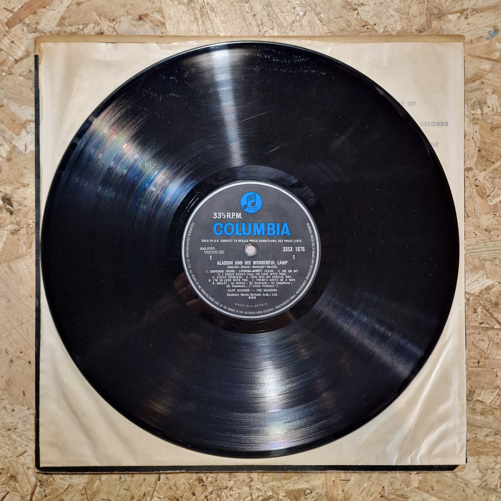 Cliff Richard And The Shadows – Aladdin And His Wonderful Lamp