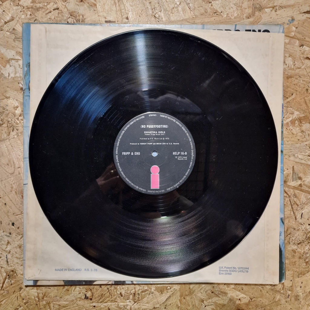 Fripp & Eno – (No Pussyfooting)