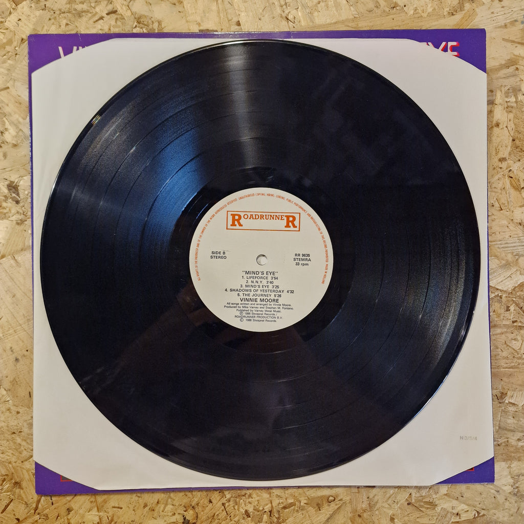 Vinnie Moore – Mind's Eye