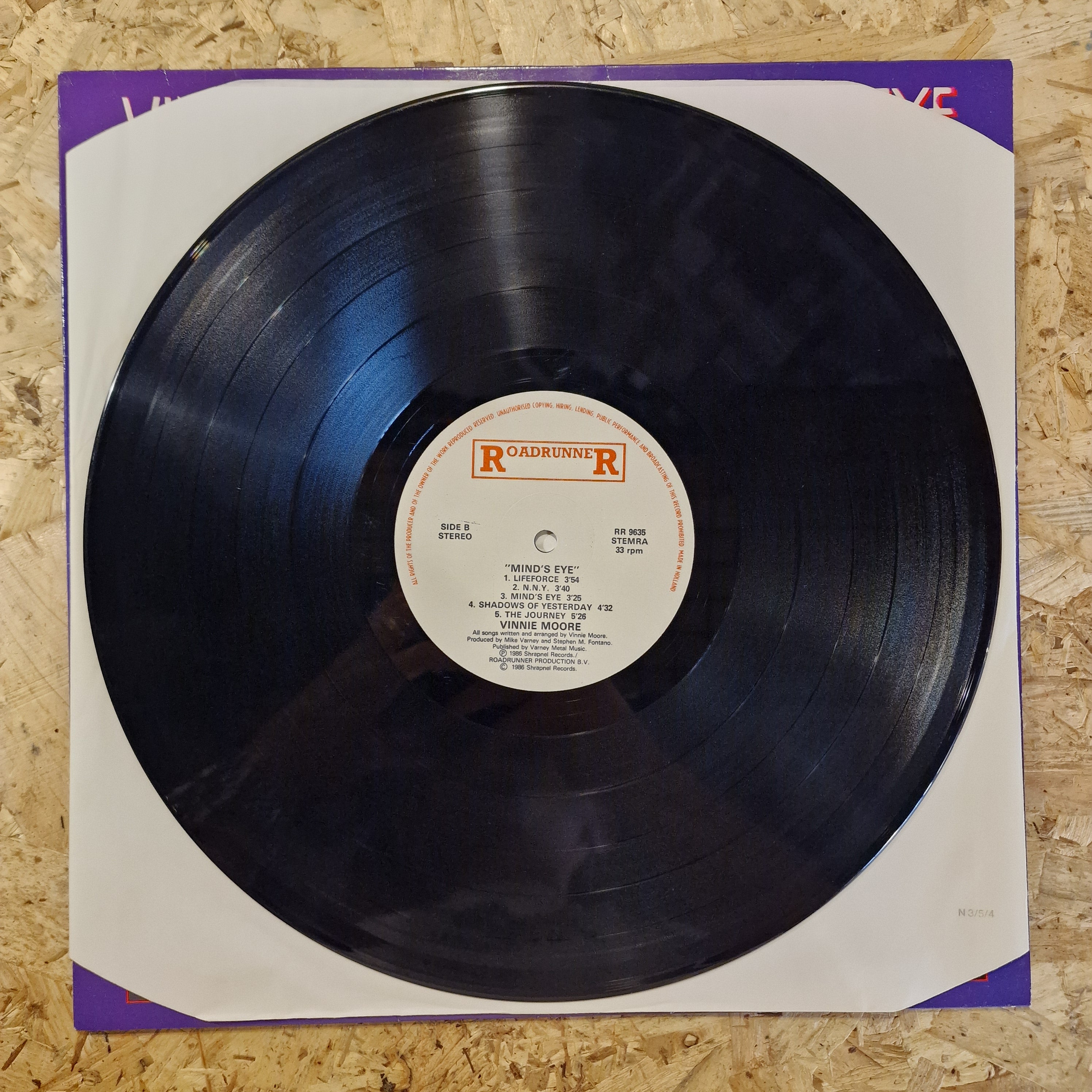 Vinnie Moore – Mind's Eye