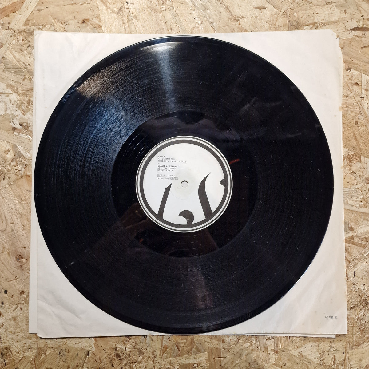 Break / Calyx & Teebee – Submerged (Teebee & Calyx Remix) / The Quest (Break Remix)