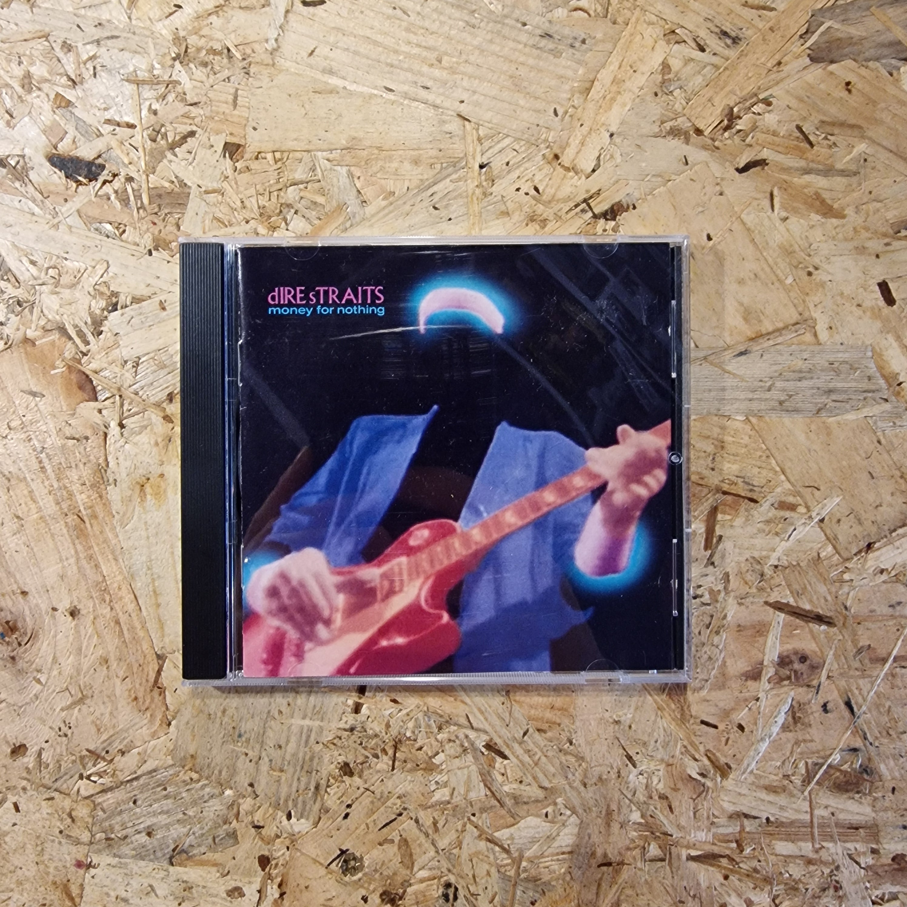 Dire Straits – Money For Nothing