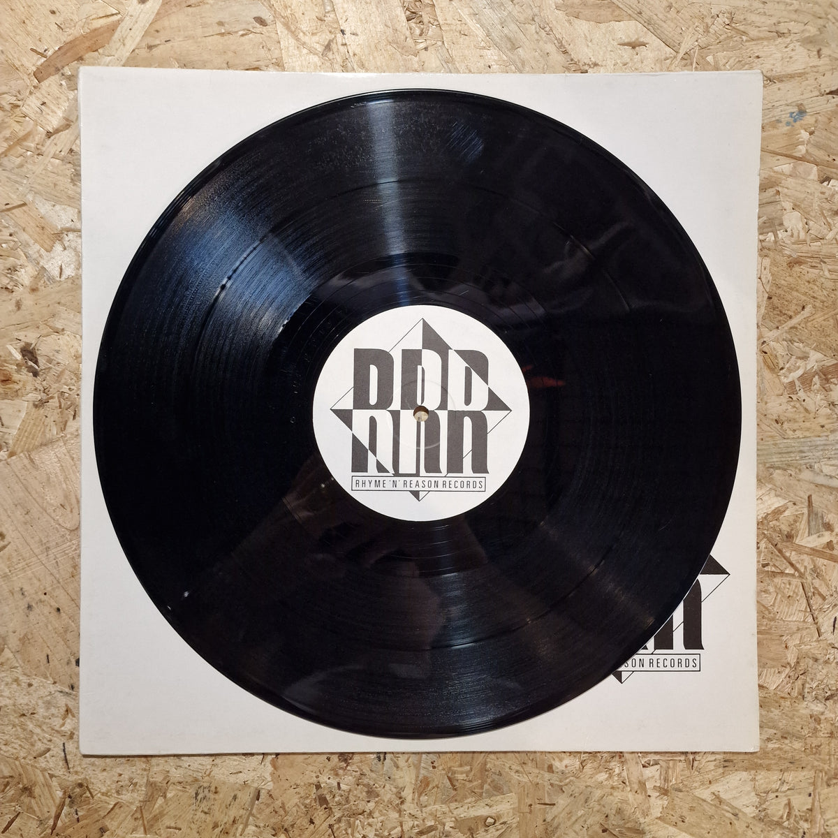 J.B. MC – Hold Your Space