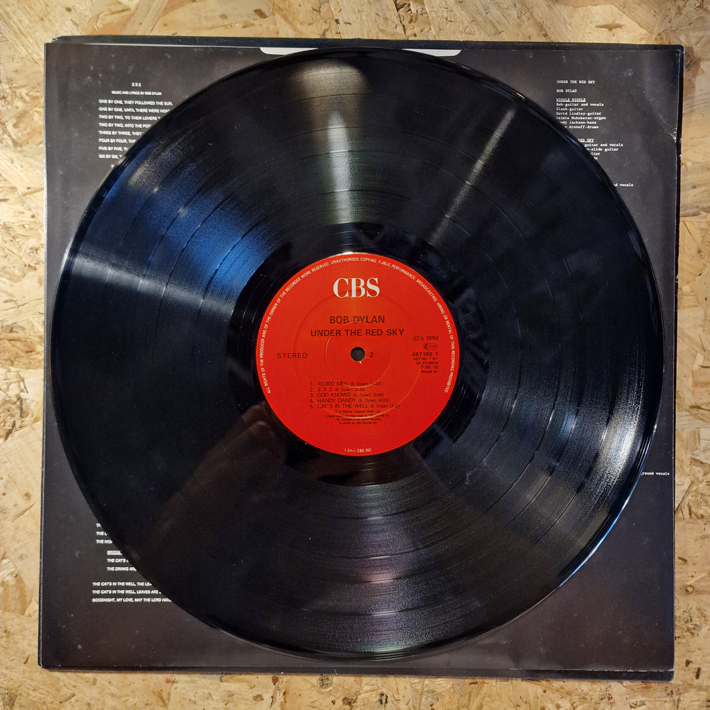Bob Dylan – Under The Red Sky