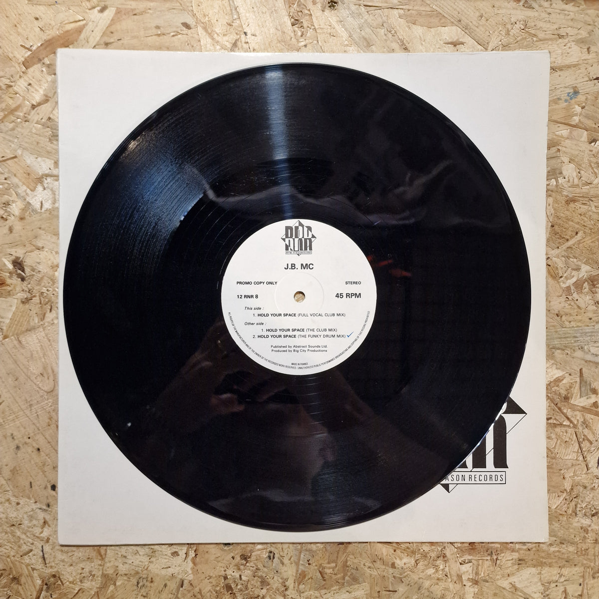 J.B. MC – Hold Your Space