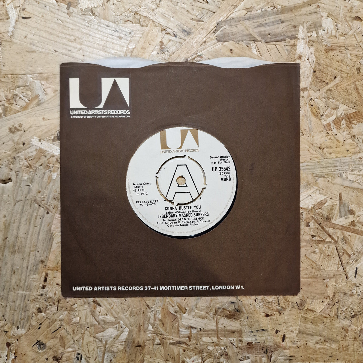 Legendary Masked Surfers Featuring Dean Torrence ‎– Gonna Hustle You