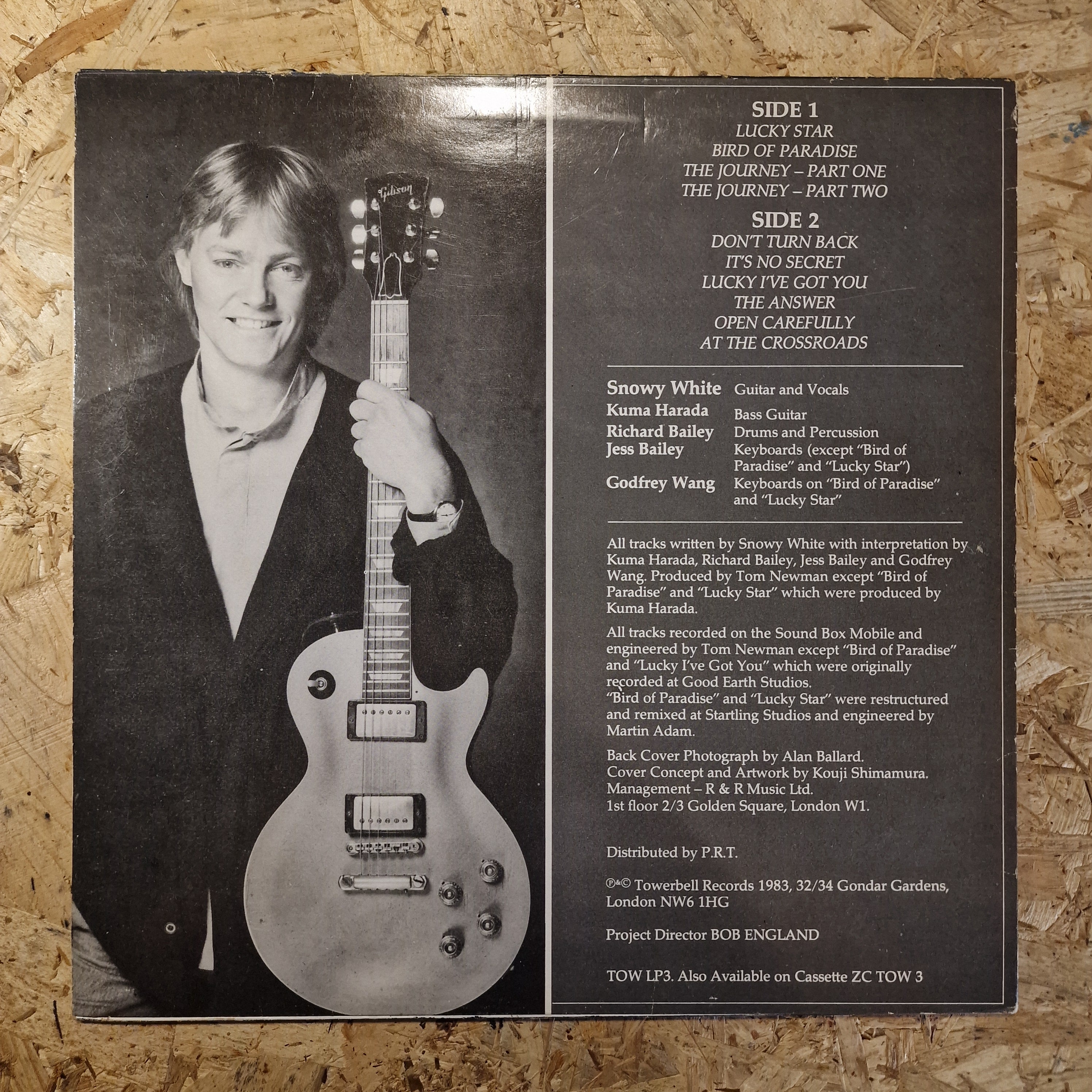 Snowy White – White Flames