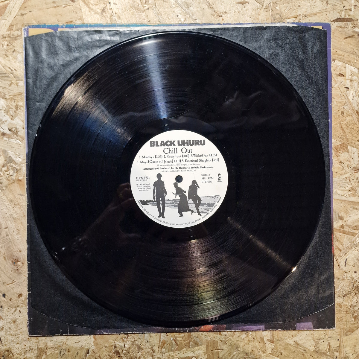 Black Uhuru ‎– Chill Out