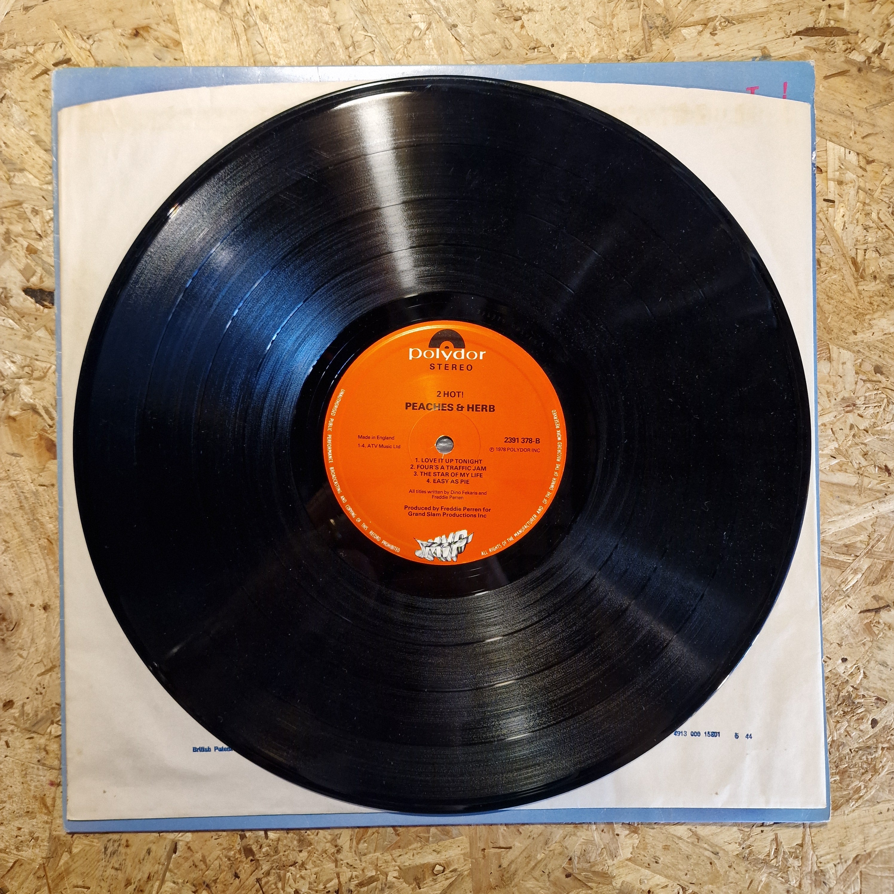 Peaches & Herb – 2 Hot!