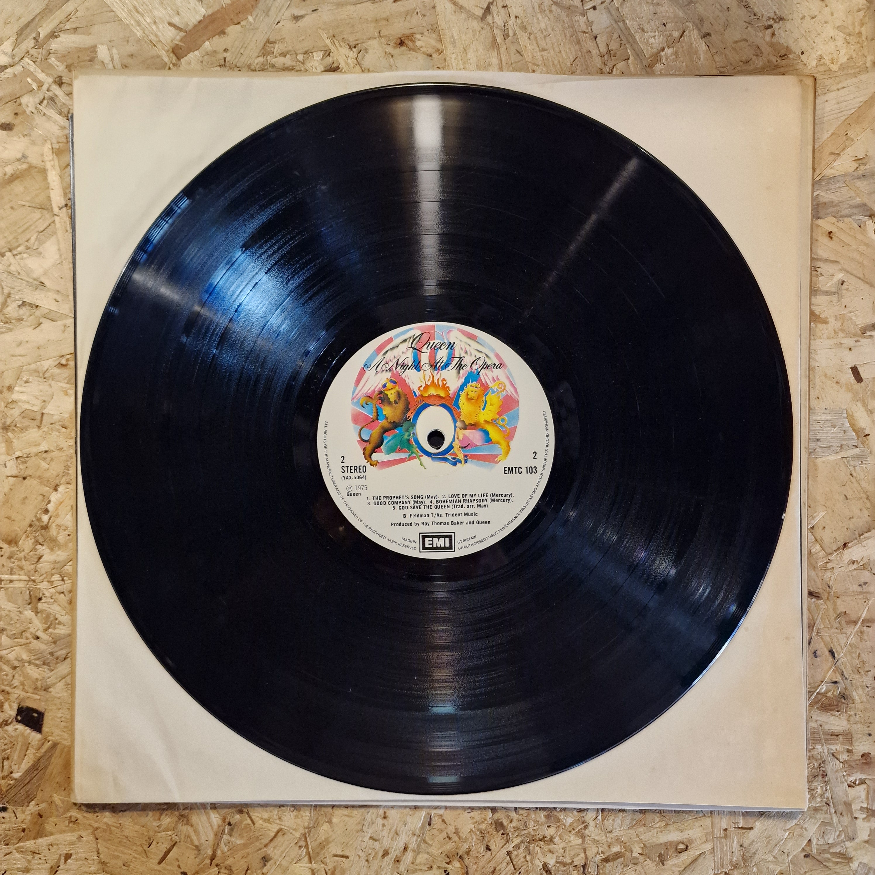 Queen – A Night At The Opera 1975 UK Press