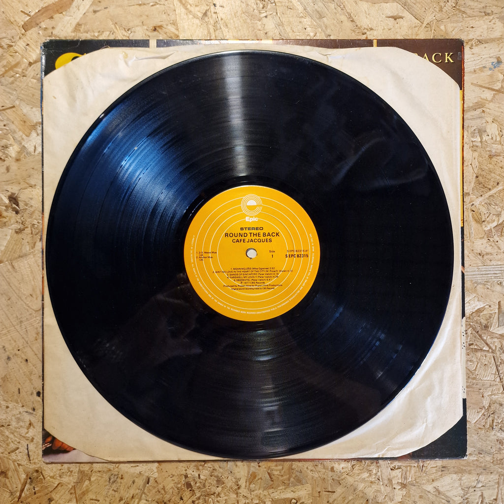 Café Jacques – Round The Back