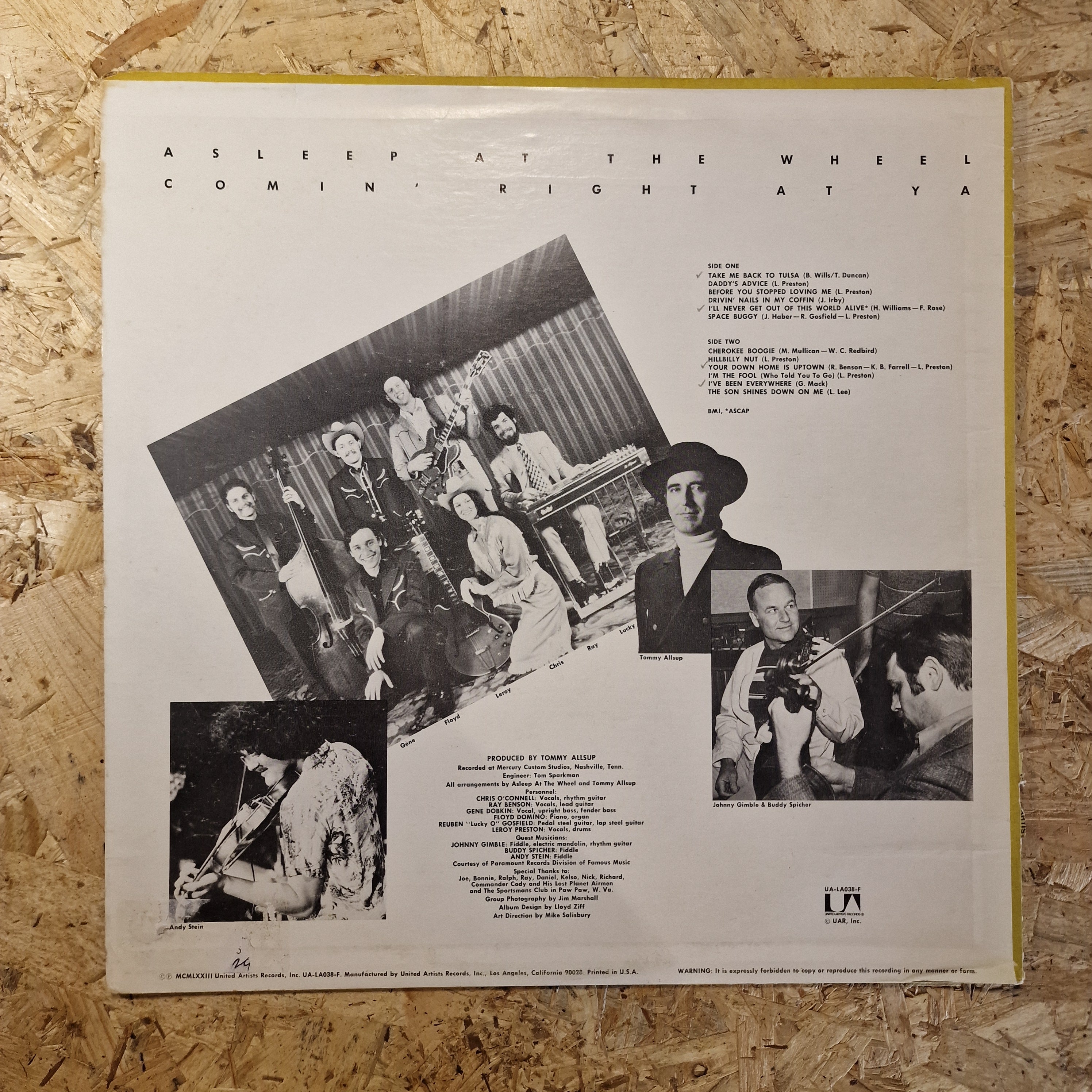 Asleep At The Wheel – Comin' Right At Ya