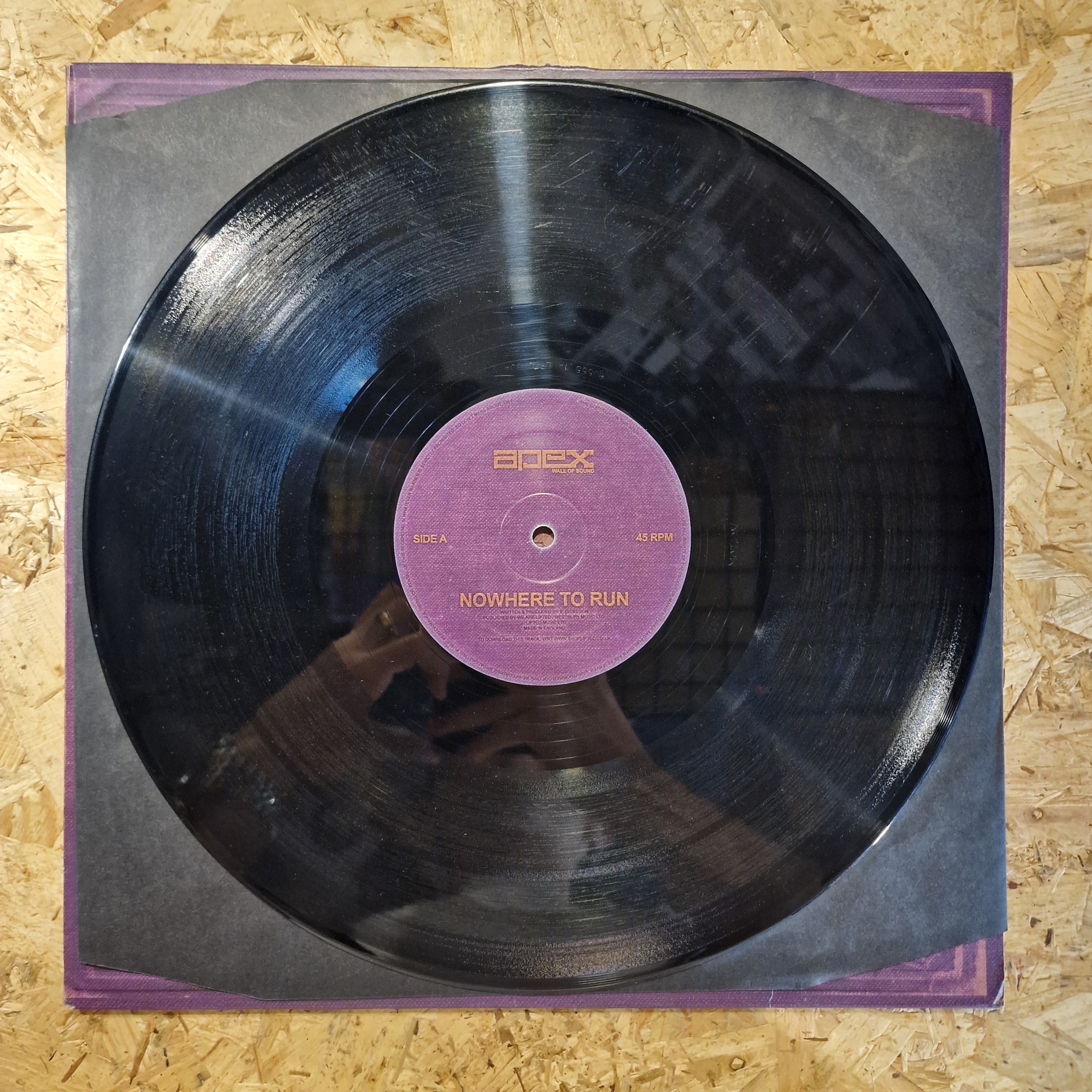 Apex – Wall Of Sound