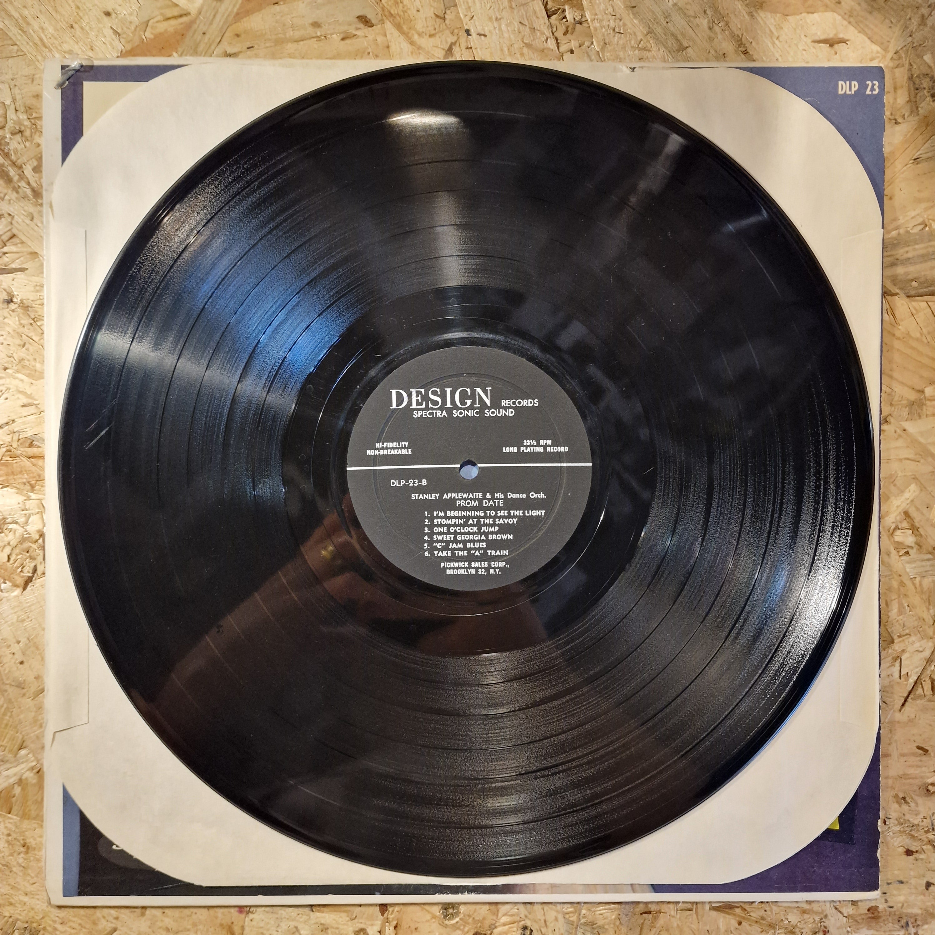 Stanley Applewaite – Prom Date