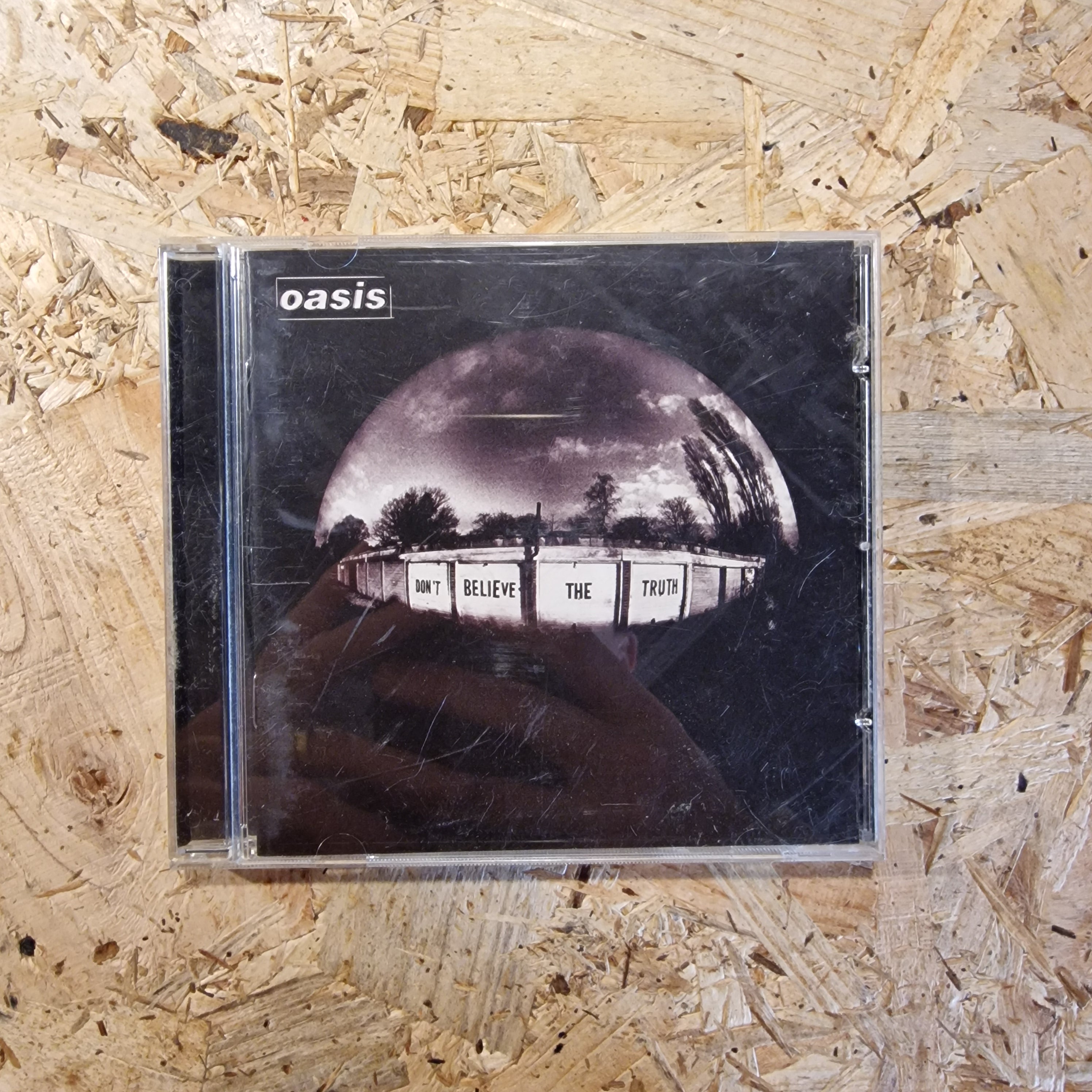 Oasis - Don't Believe The Truth