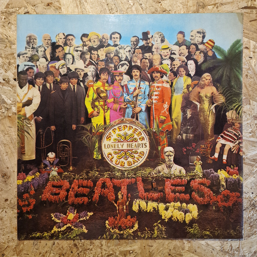 The Beatles – Sgt. Pepper's Lonely Hearts Club Band (1975 UK Reissue)