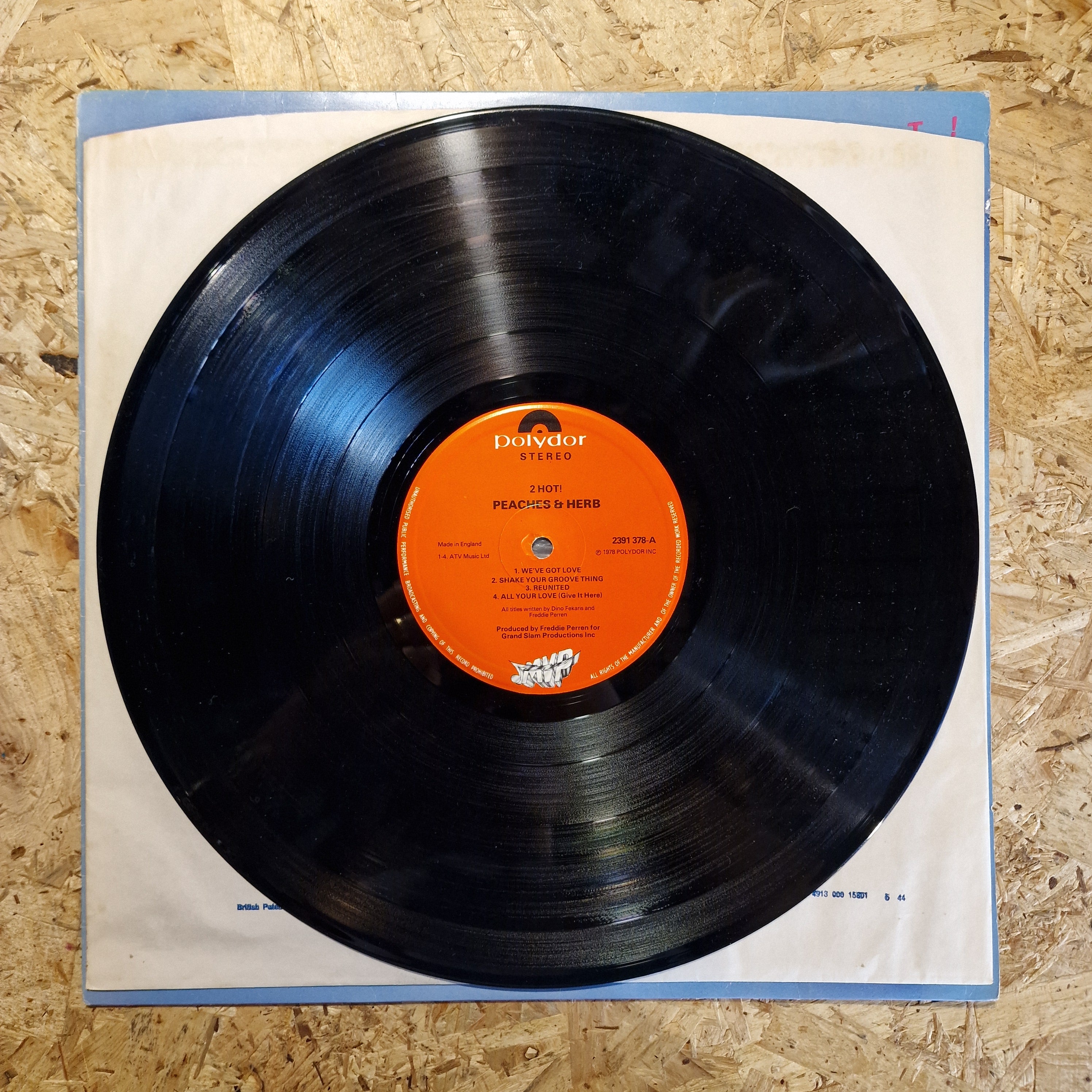 Peaches & Herb – 2 Hot!
