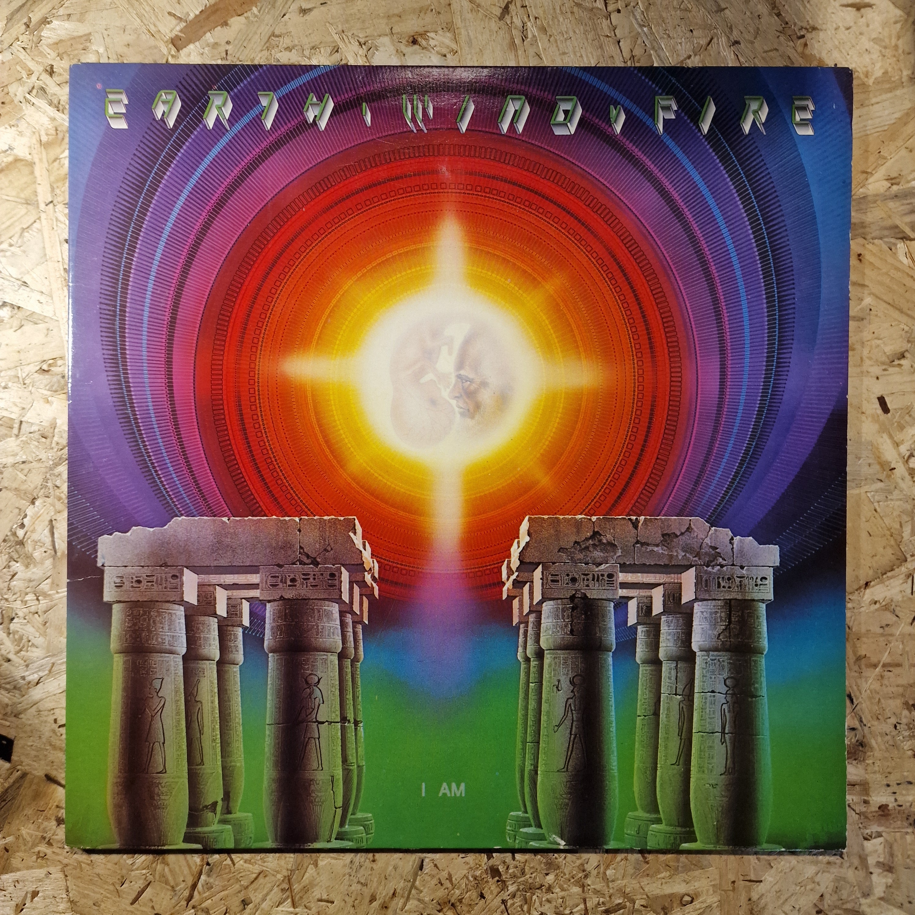 Earth, Wind & Fire – I Am