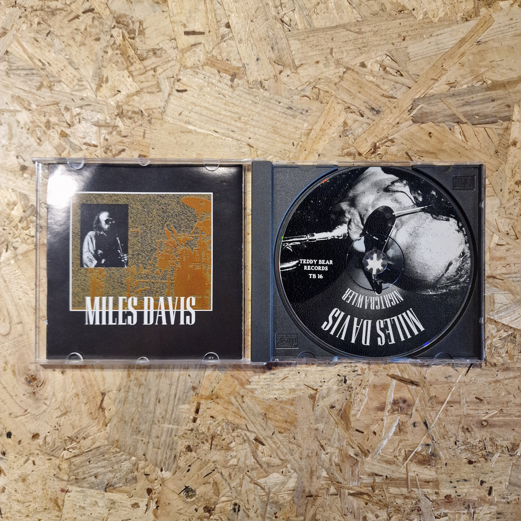 Miles Davis – Nightcrawler