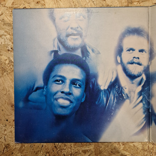 Average White Band – Feel No Fret