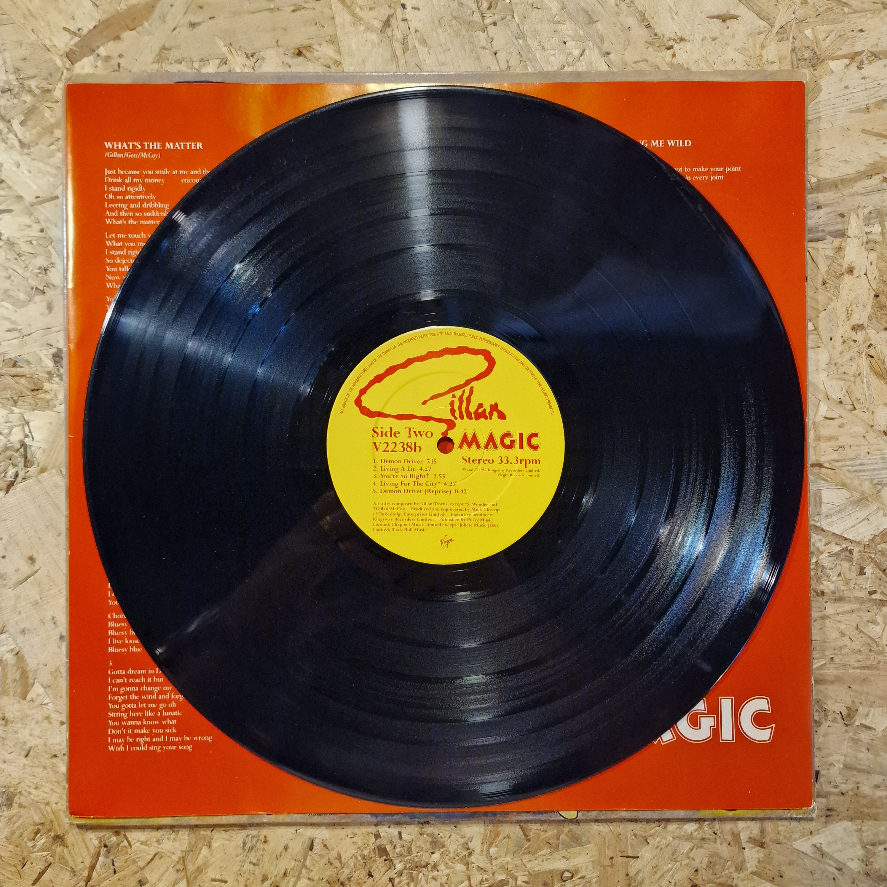 Gillan – Magic