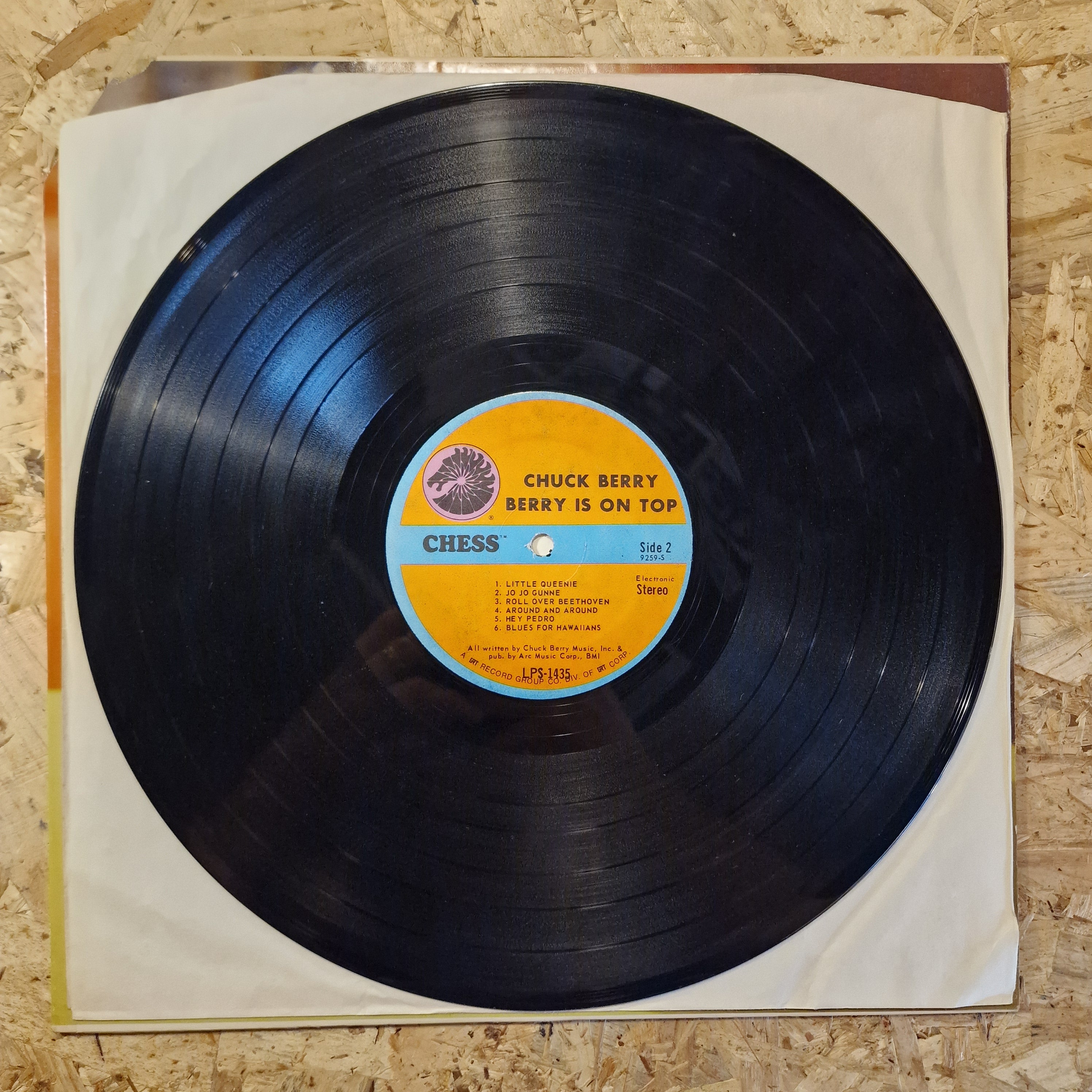 Chuck Berry – Berry Is On Top