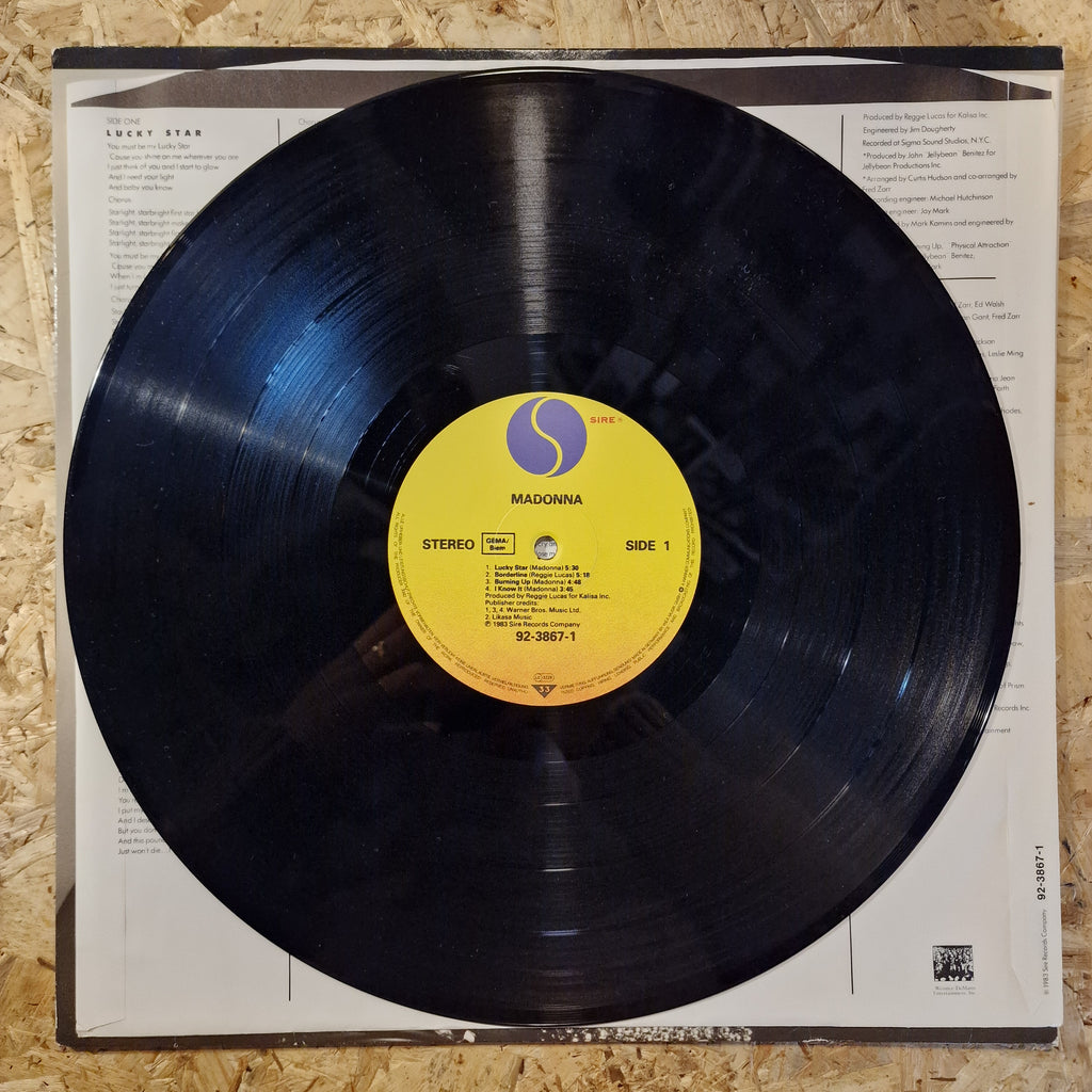 Madonna – Madonna