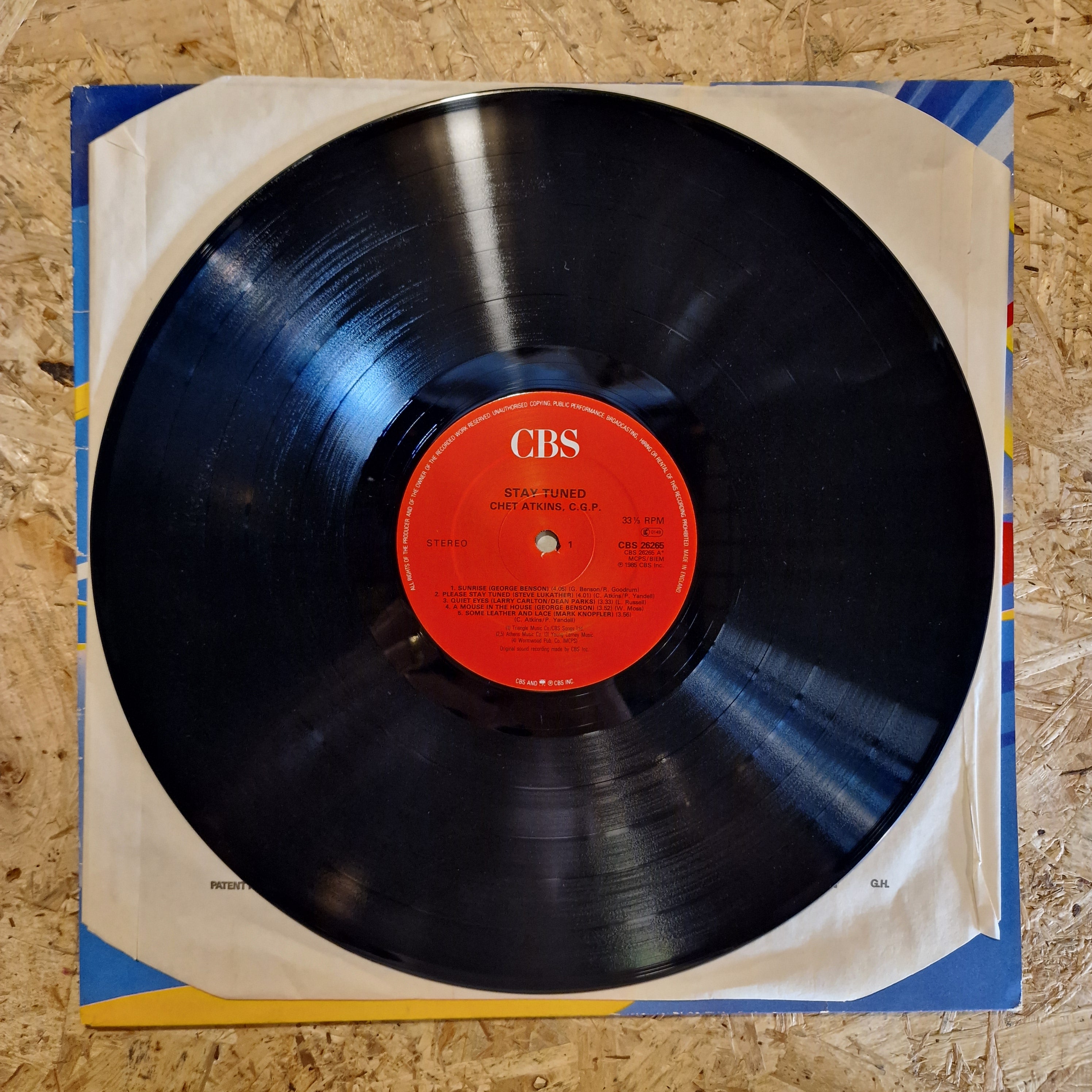 Chet Atkins – Stay Tuned