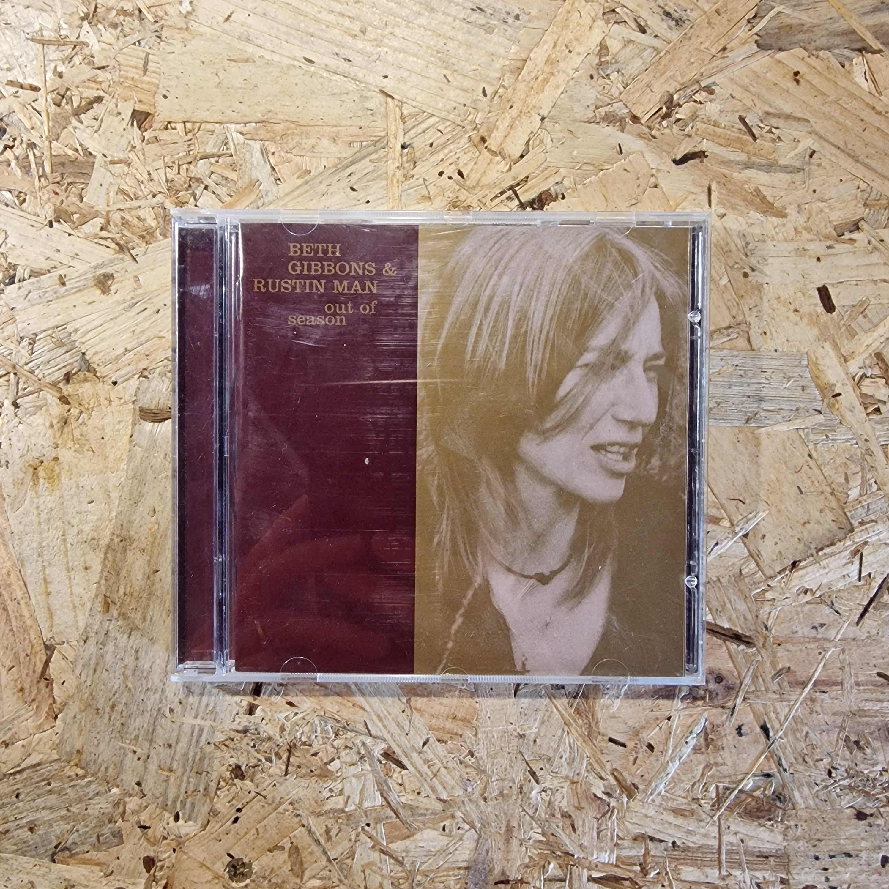 Beth Gibbons & Rustin Man – Out Of Season