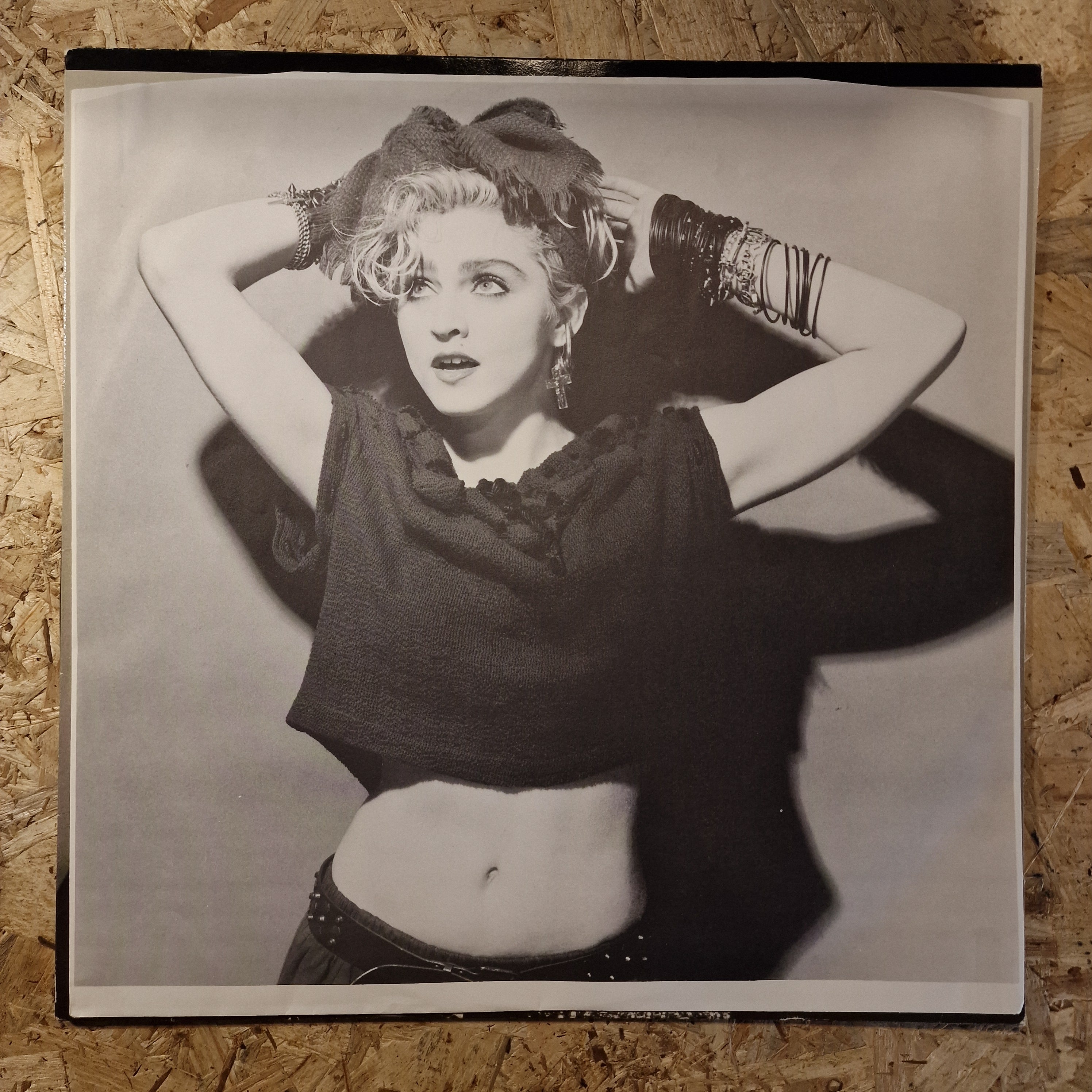 Madonna – Madonna