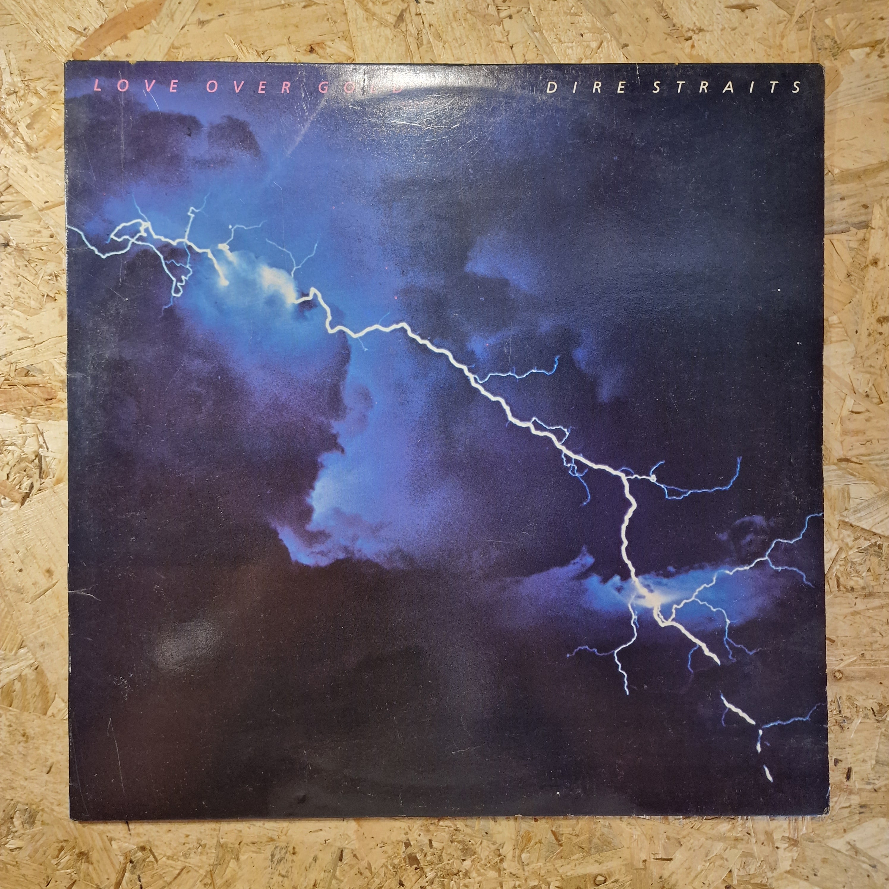Dire Straits – Love Over Gold