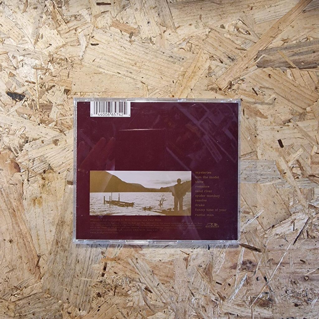 Beth Gibbons & Rustin Man – Out Of Season