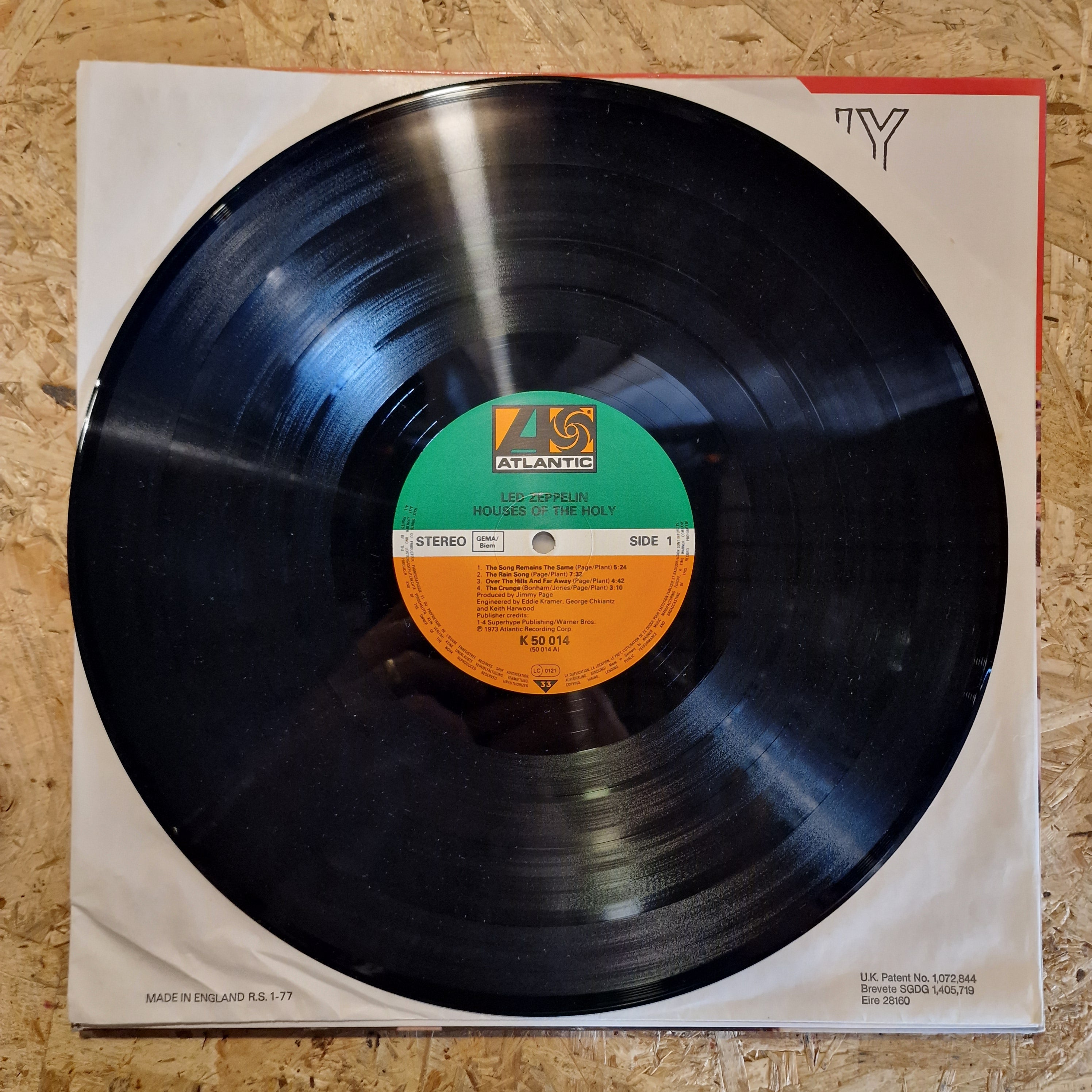 Led Zeppelin – Houses Of The Holy