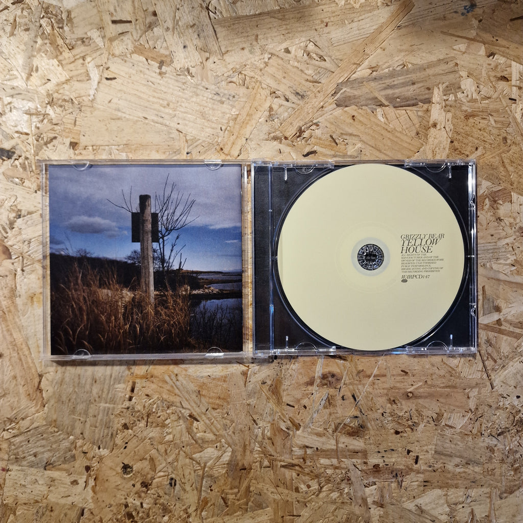 Grizzly Bear – Yellow House
