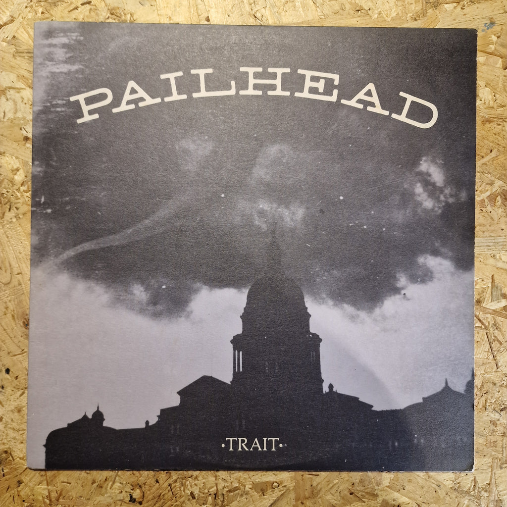 Pailhead – Trait