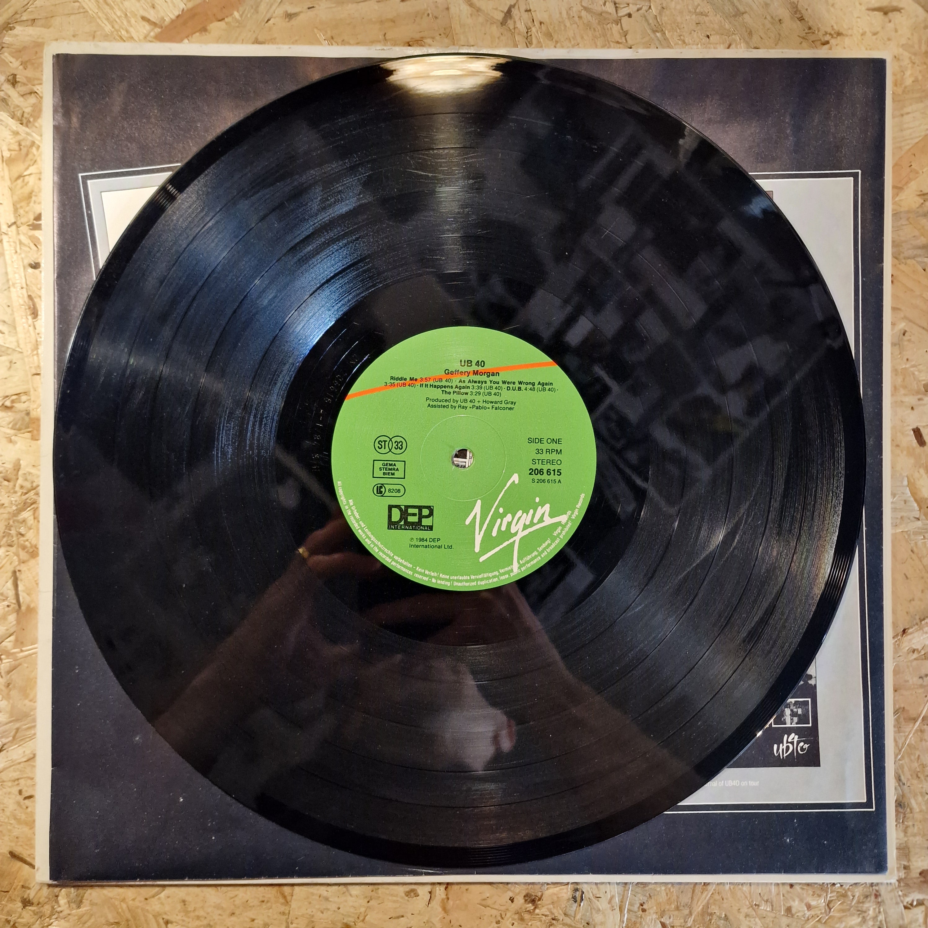 UB40 – Geffery Morgan...