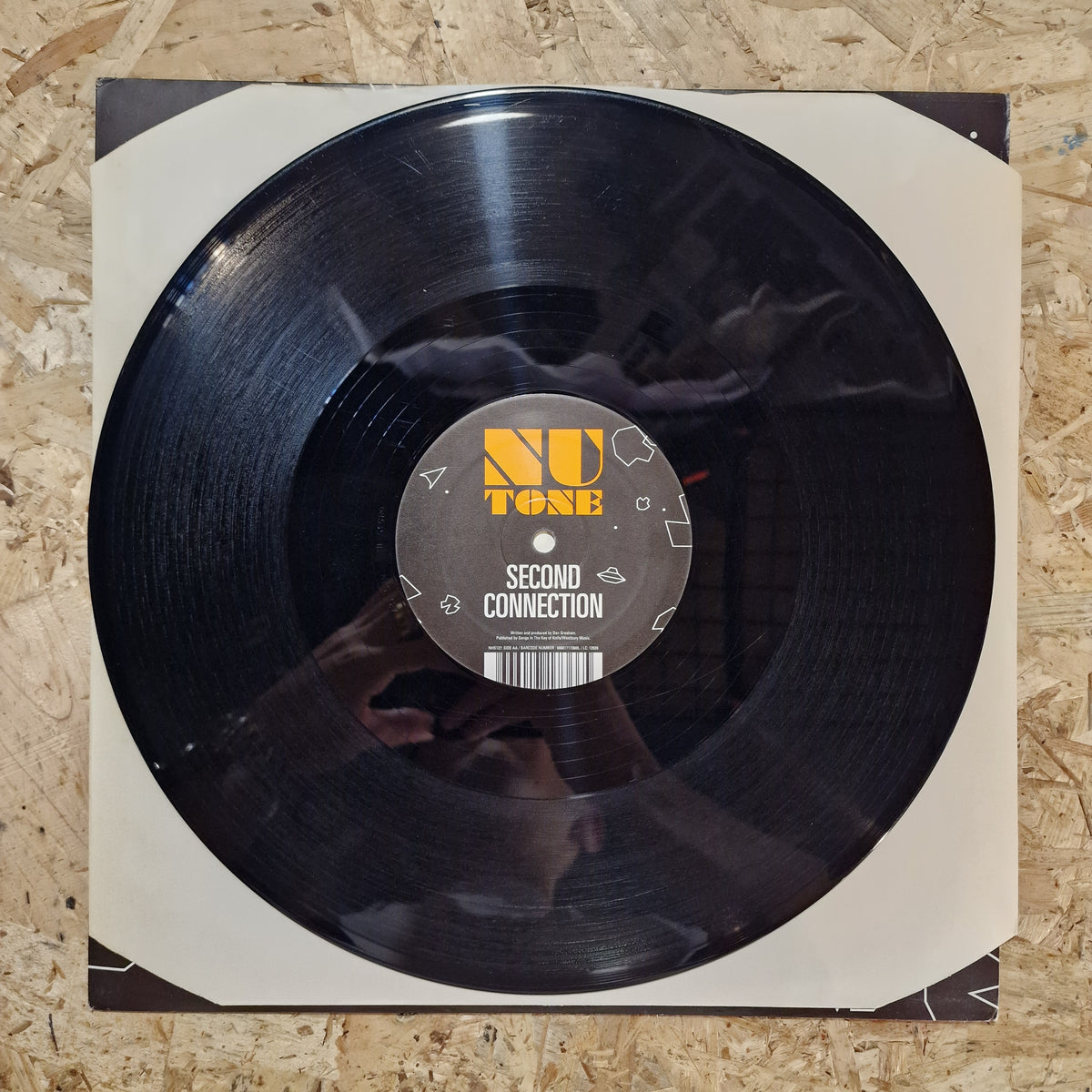 Nu Tone Featuring Natalie Williams – System (Matrix And Futurebound Remix) Backed With Second Connection