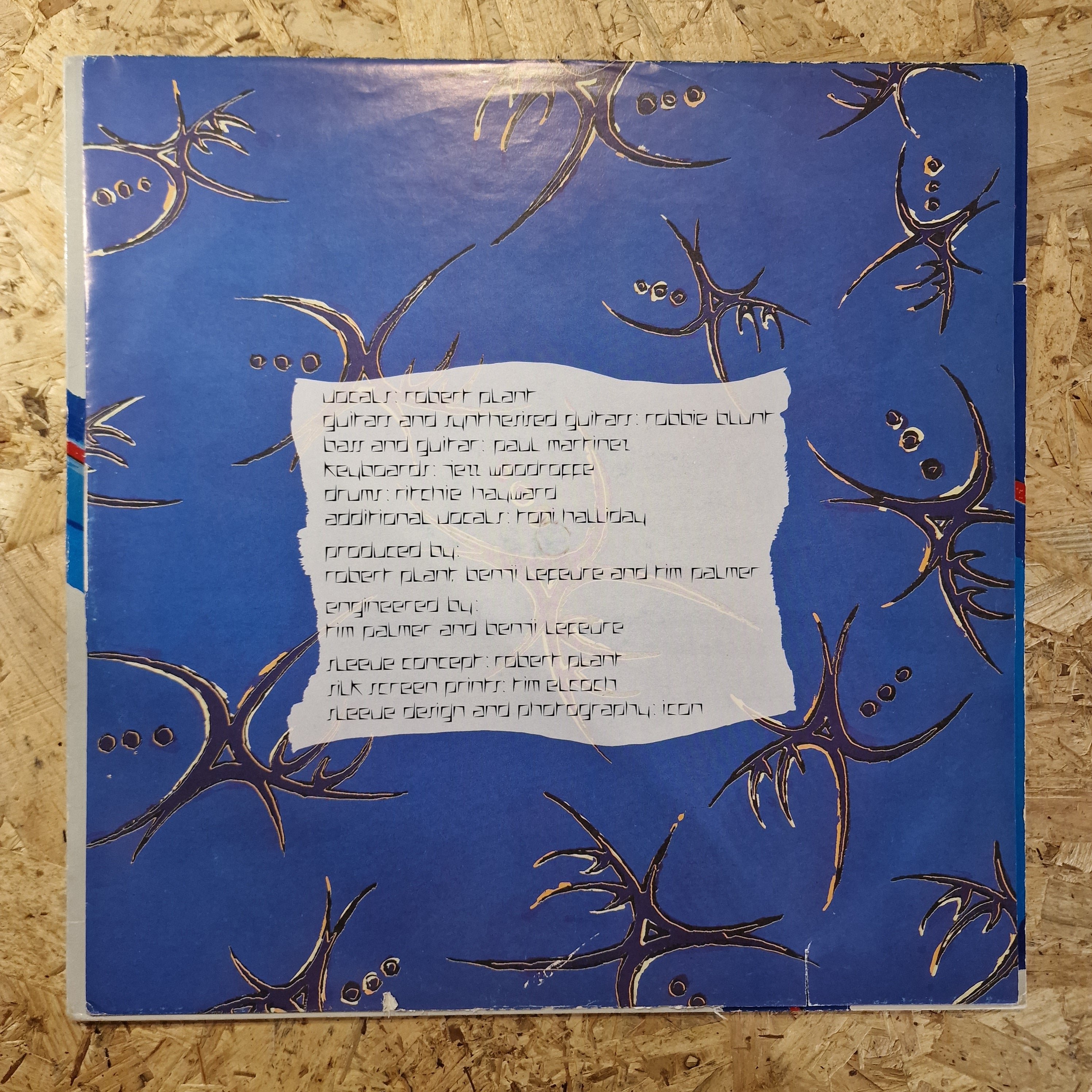 Robert Plant – Shaken 'N' Stirred