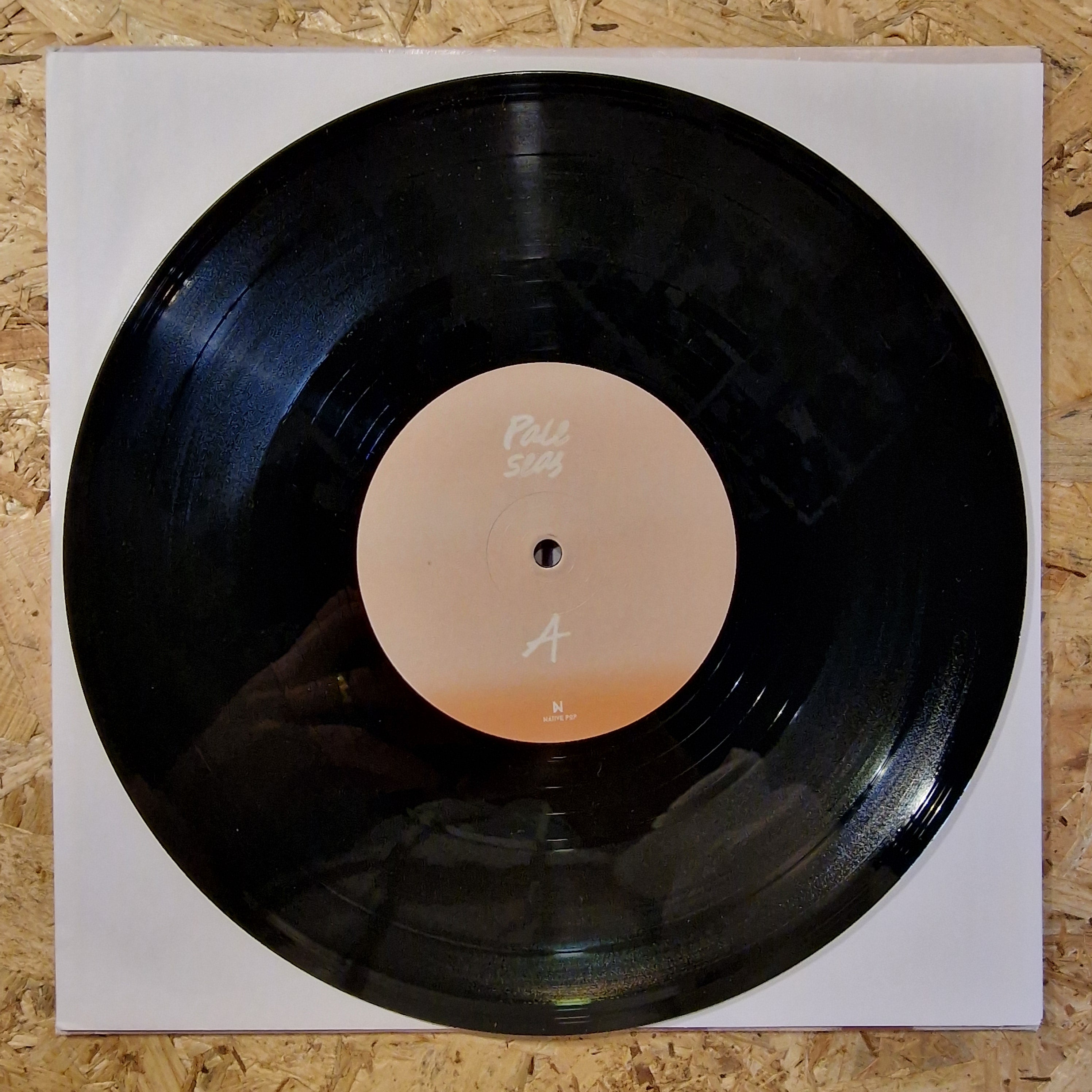 Pale Seas – Places To Haunt