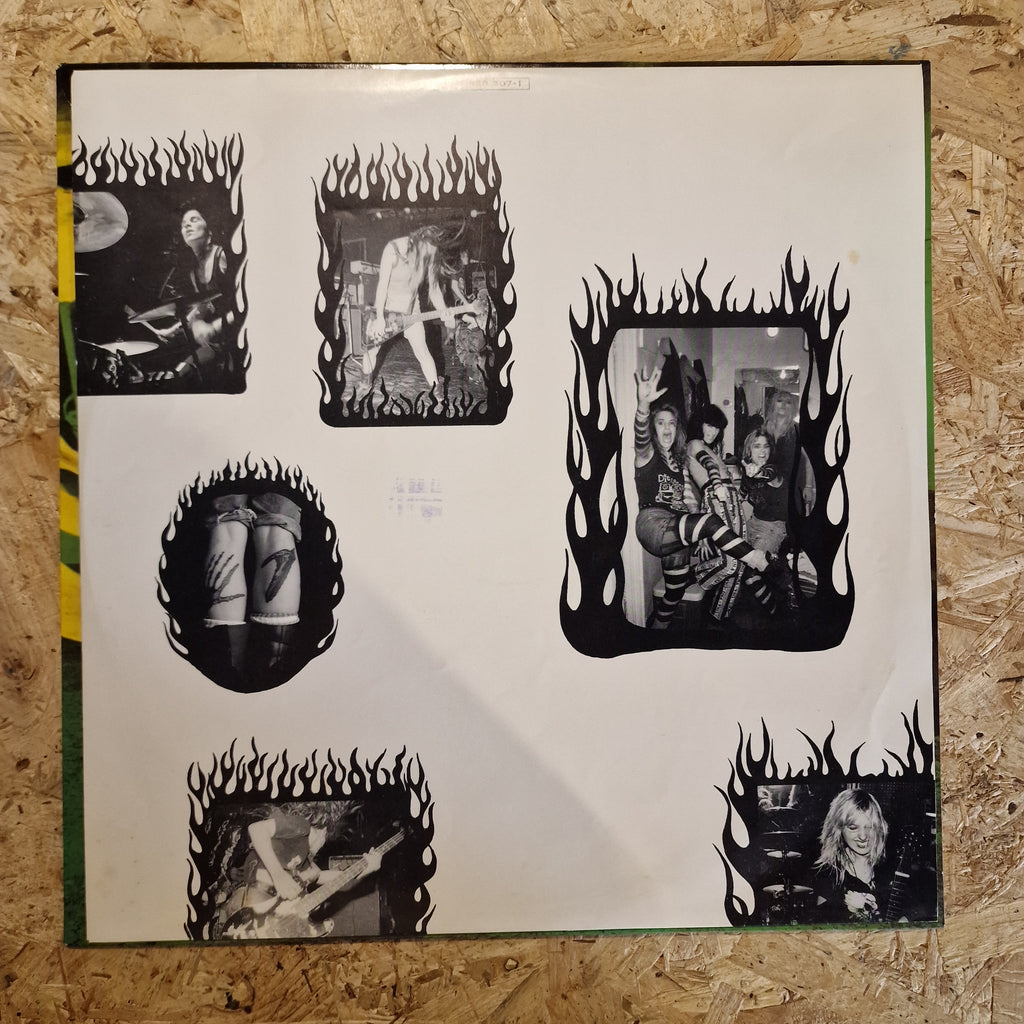 L7 – Bricks Are Heavy