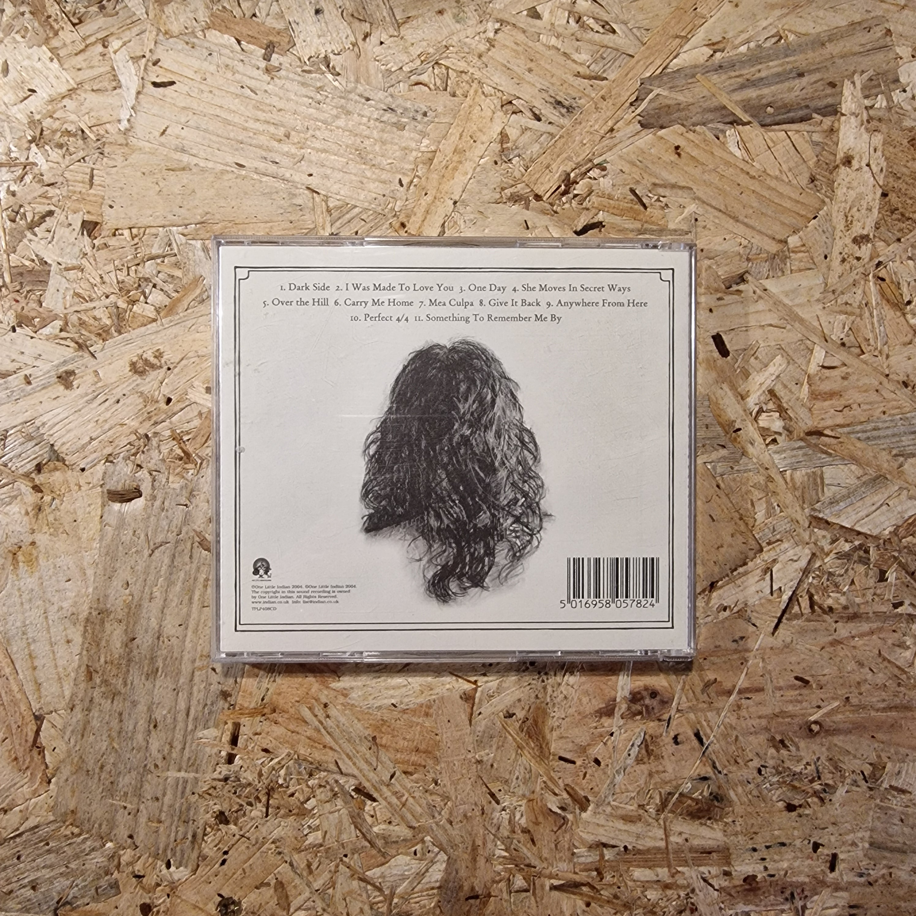 Polly Paulusma – Scissors In My Pocket