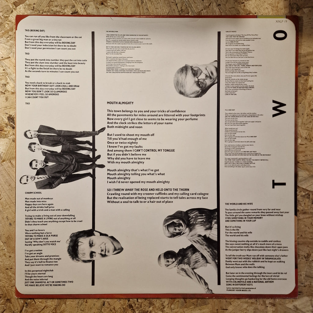 Elvis Costello And The Attractions – Punch The Clock